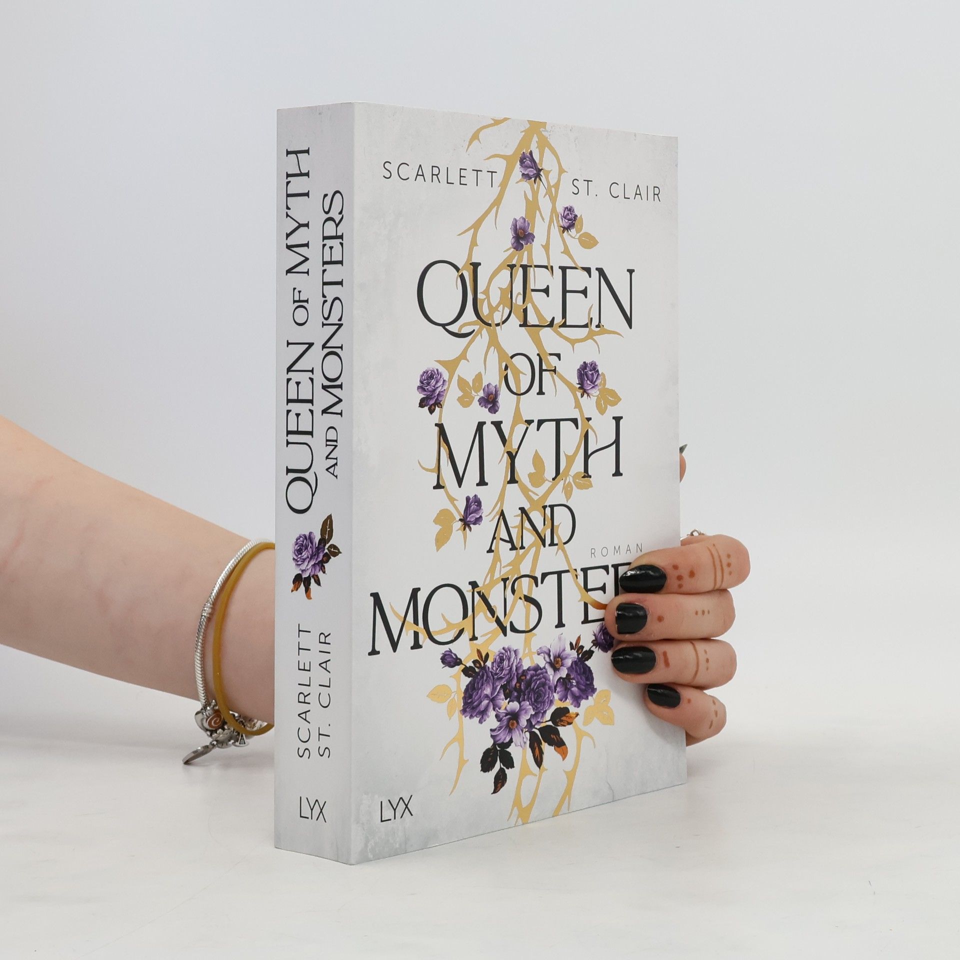 Scarlett St. Clair Queen of Myth and Monsters