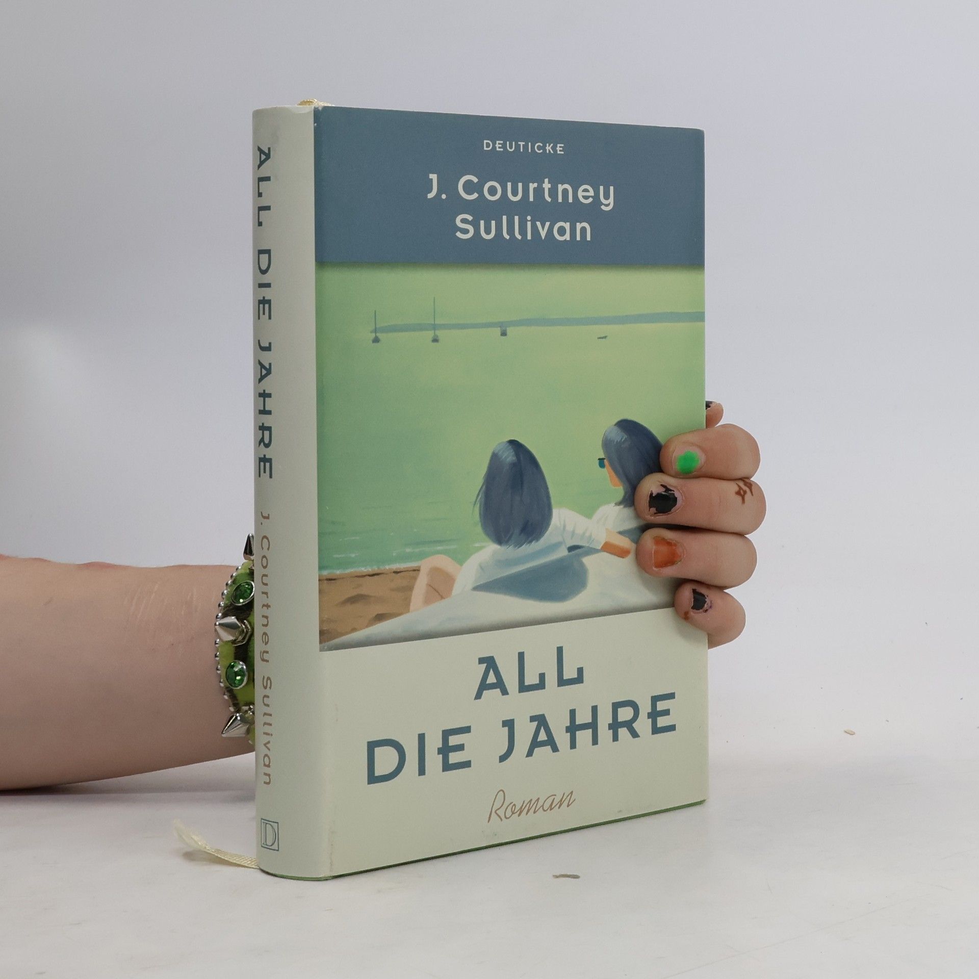 J. Courtney Sullivan All die Jahre