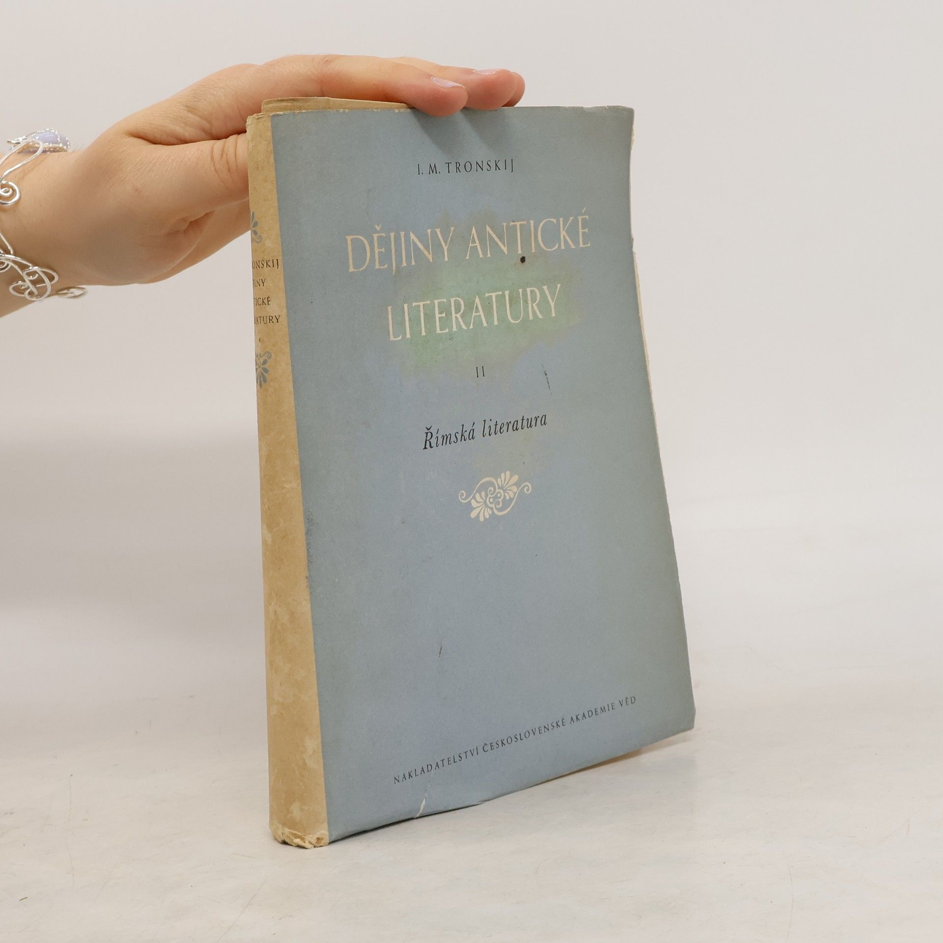 I. M. Tronskij Dějiny antické literatury II - Římská literatura (Ocpl, 304 s.)
