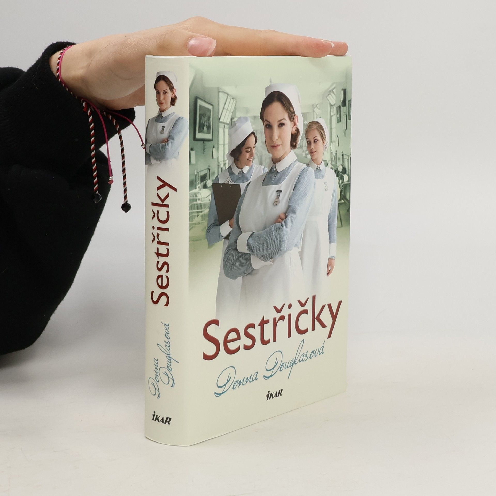 Donna Douglas Sestřičky