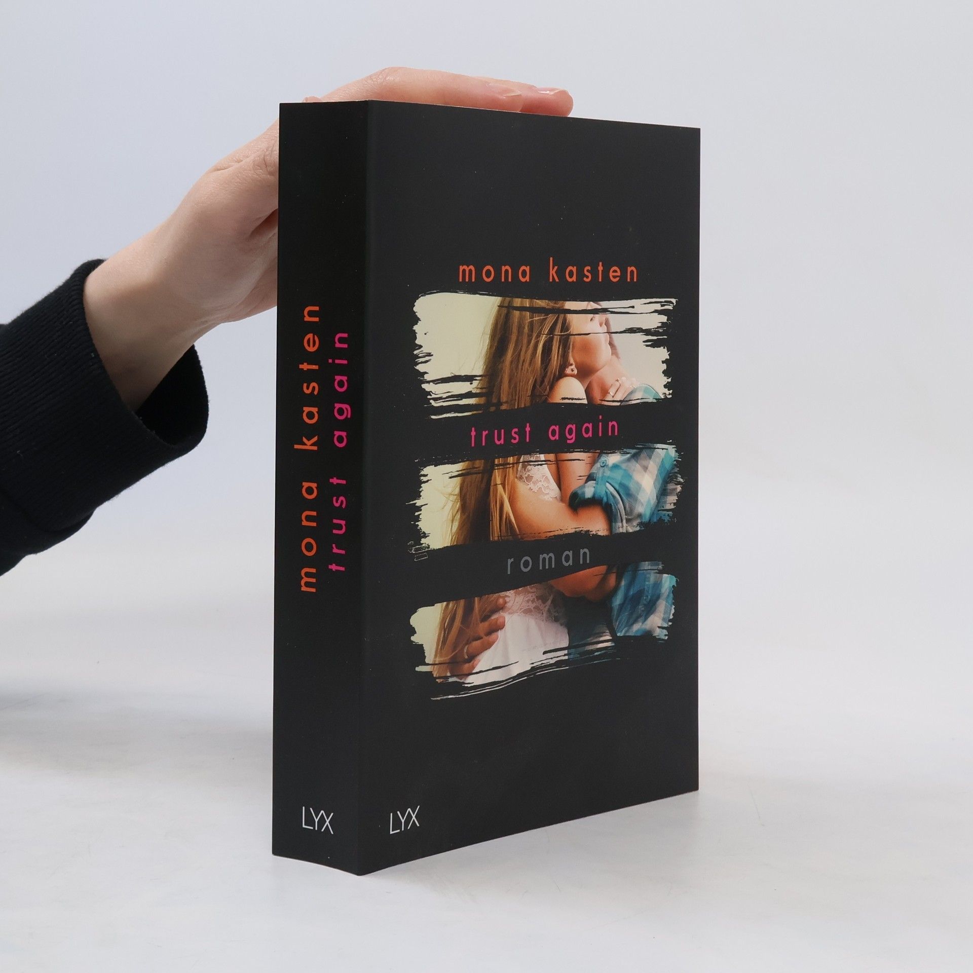 Mona Kasten Trust again