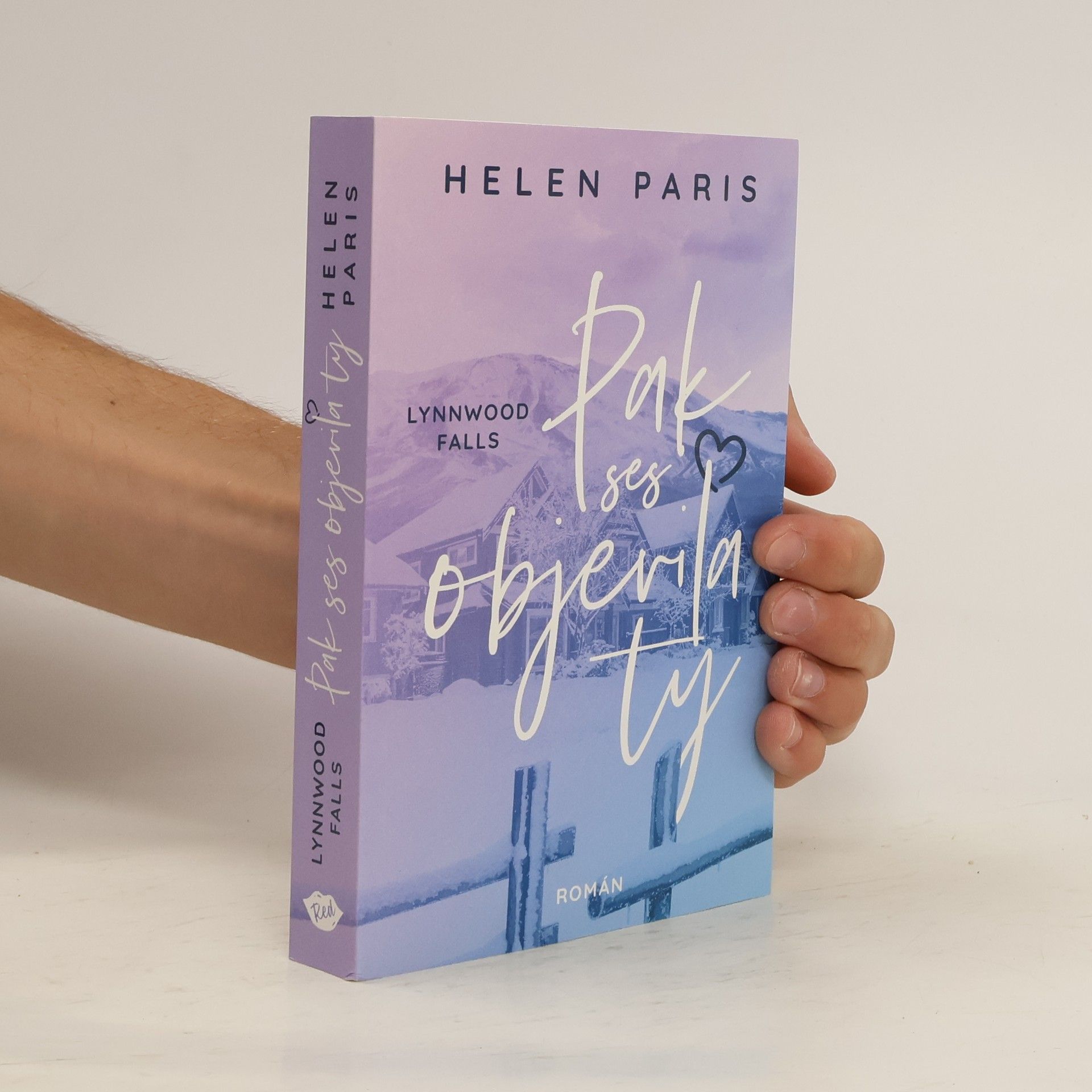 Helen Paris Pak ses objevila ty
