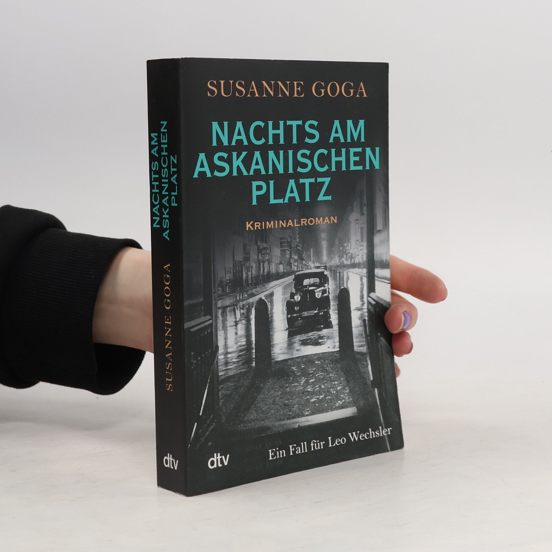 Susanne Goga Nachts am Askanischen Platz