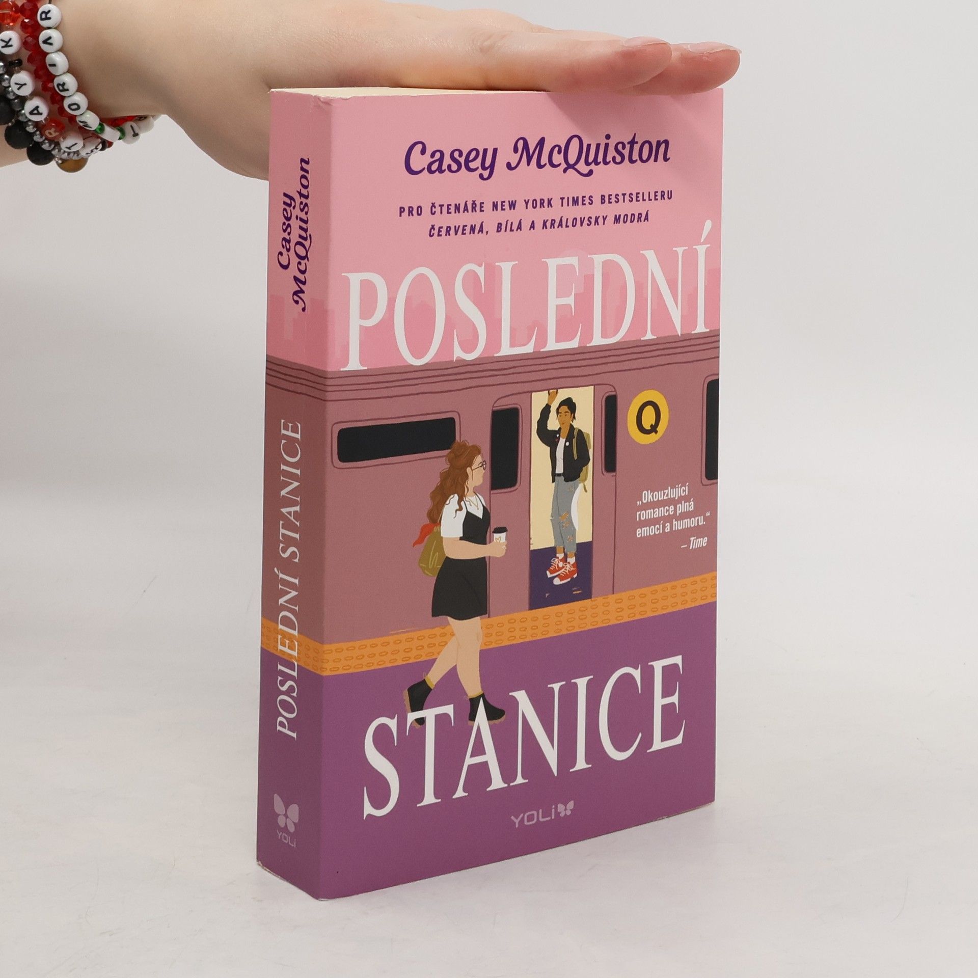 Casey McQuiston Poslední stanice