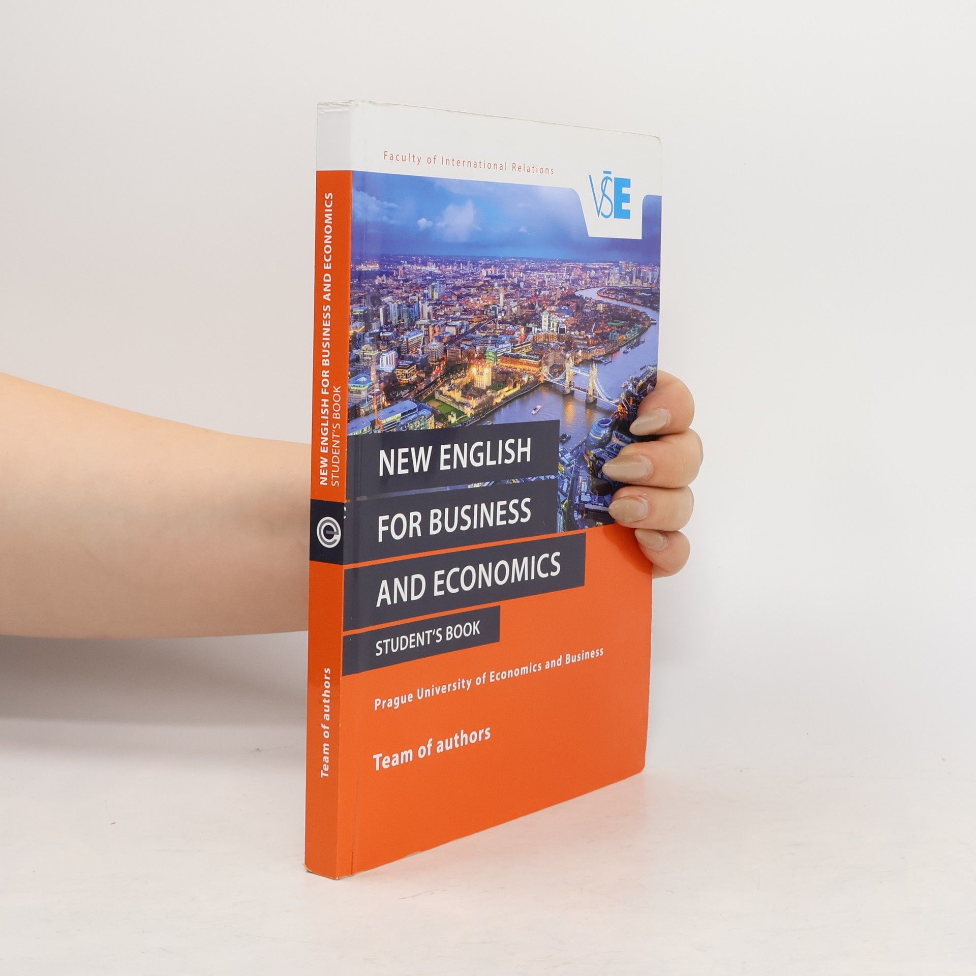 kolektiv New English for business and economics: Student's book