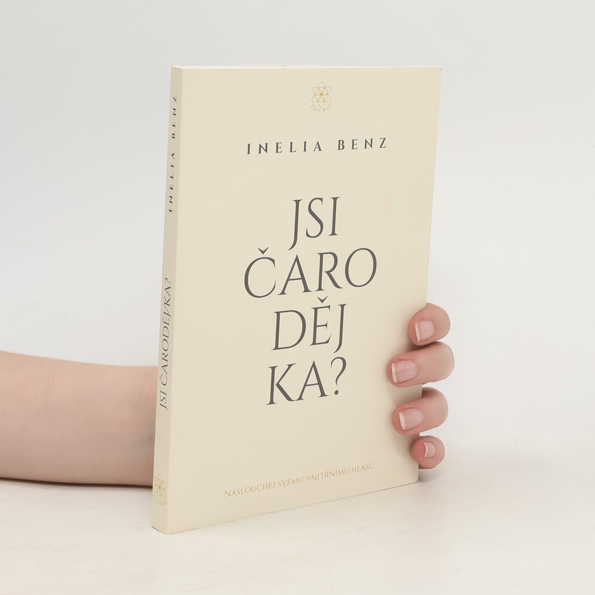 Inelia Benz Jsi Čarodějka?