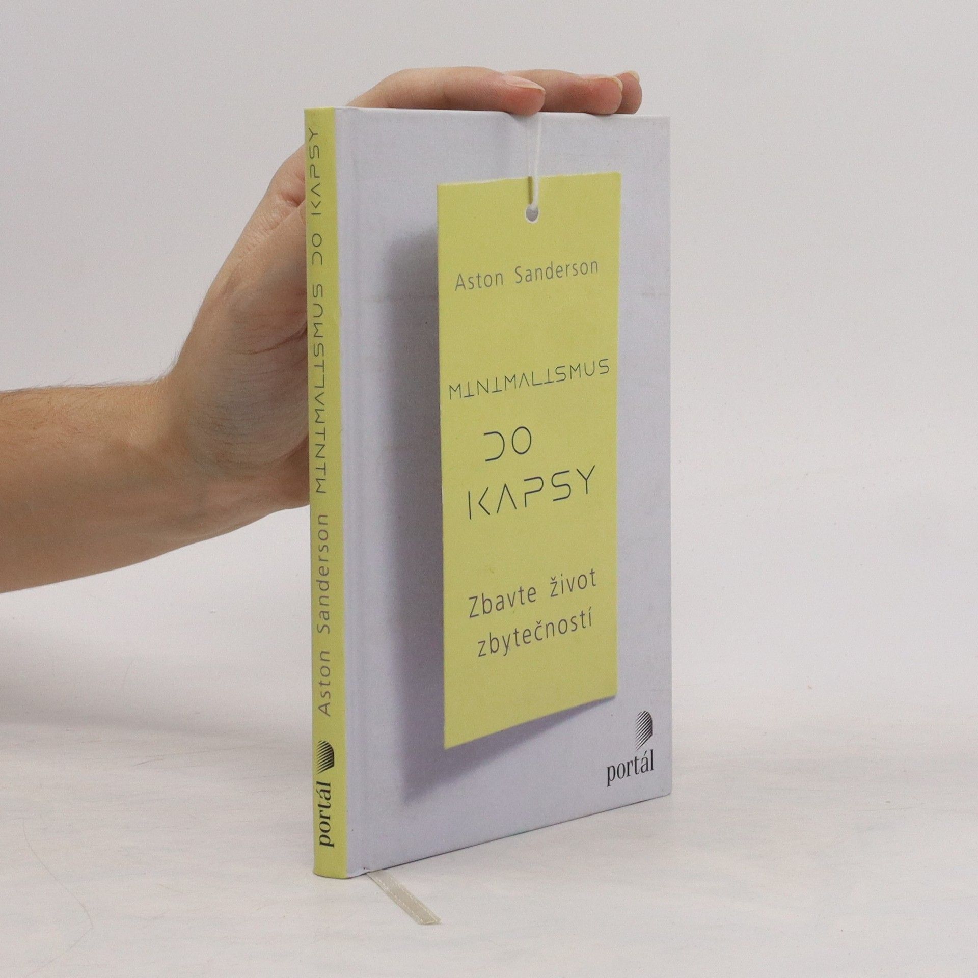 Aston Sanderson Minimalismus do kapsy