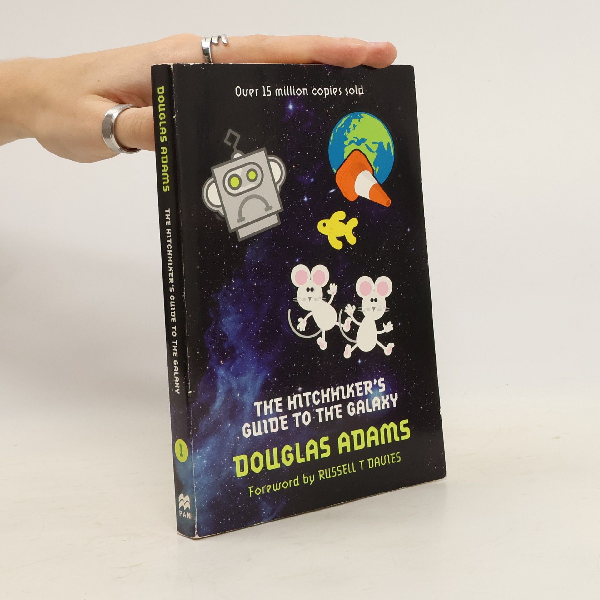 Douglas Adams The hitchhiker's guide to the galaxy 1