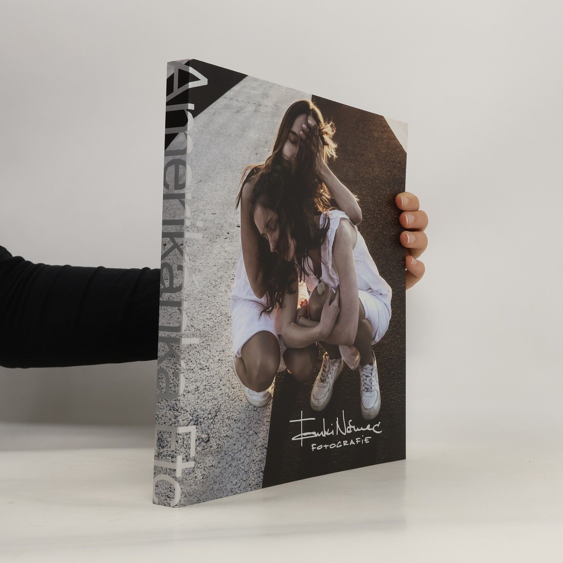 Tomki Němec Amerikánka, Etc.