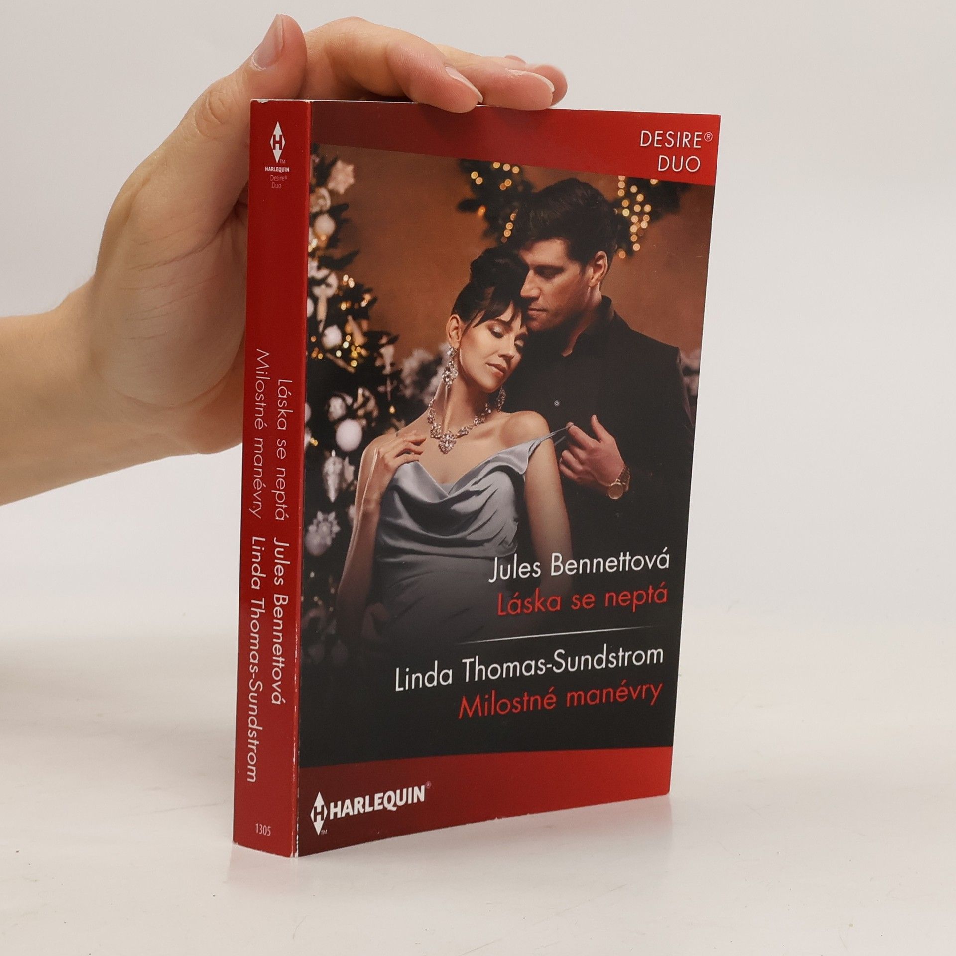 Láska se neptá. Milostné manévry