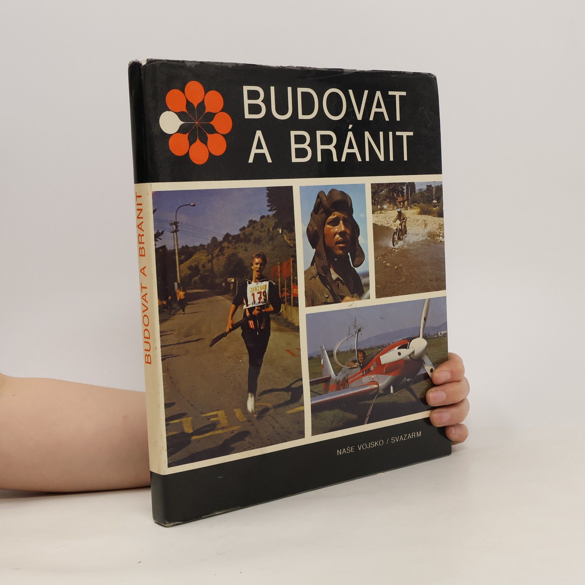 kolektiv Budovat a bránit