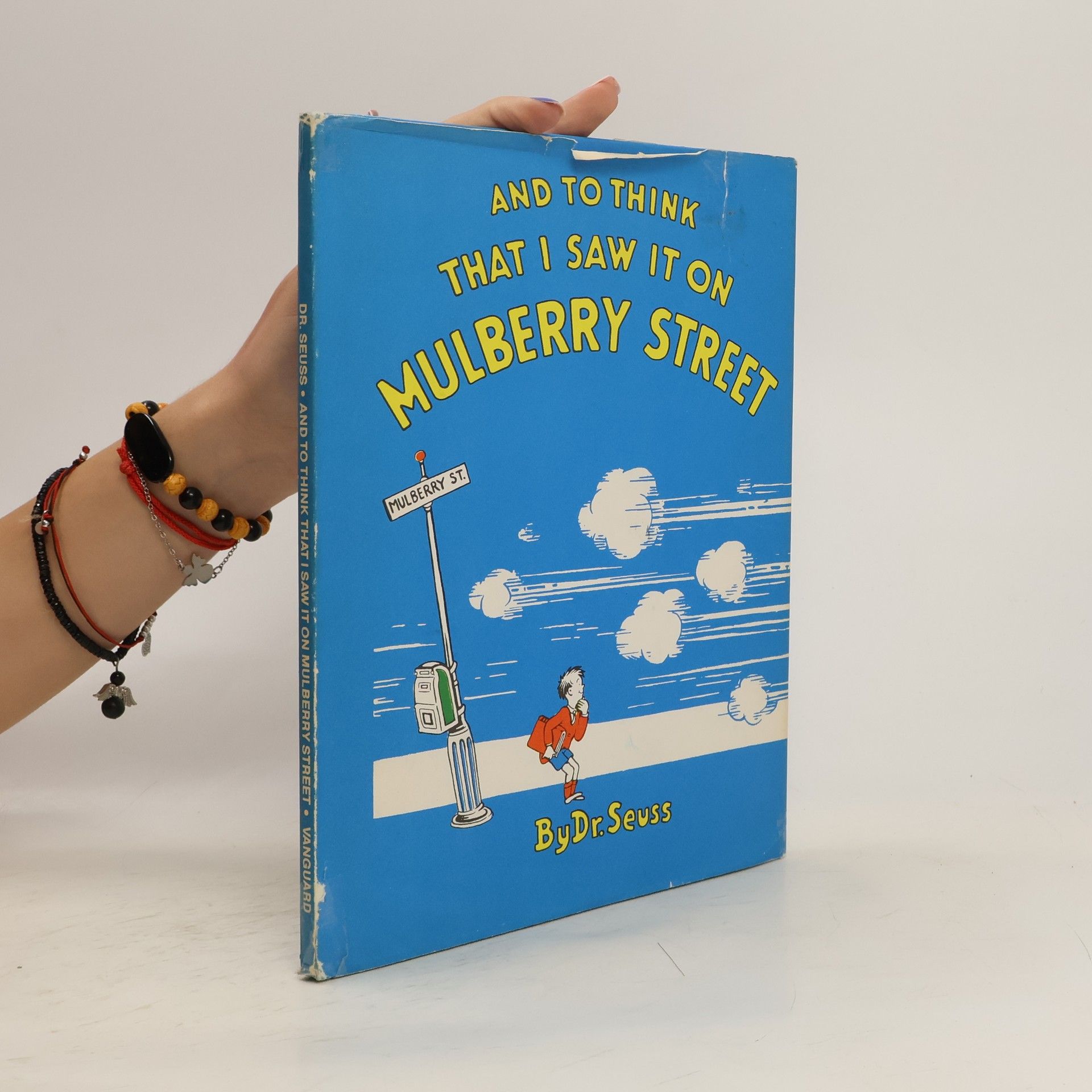 Dr. Seuss To Think That I Saw It on Mulberry Street