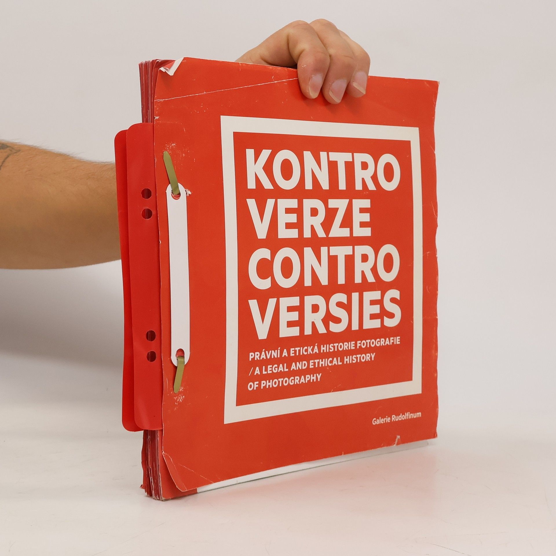 kolektiv Kontroverze - Controversies. Právní a etická historie fotografie. A Legal and Ethical History of Photography