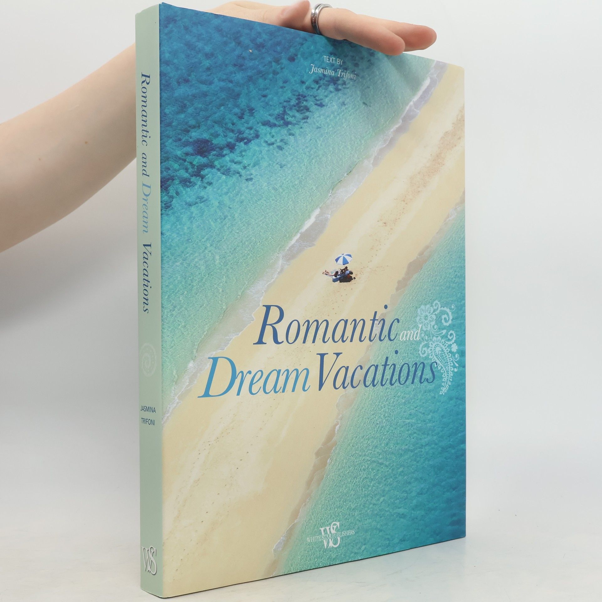 Jasmina Trifoni Romantic Dream Vacations