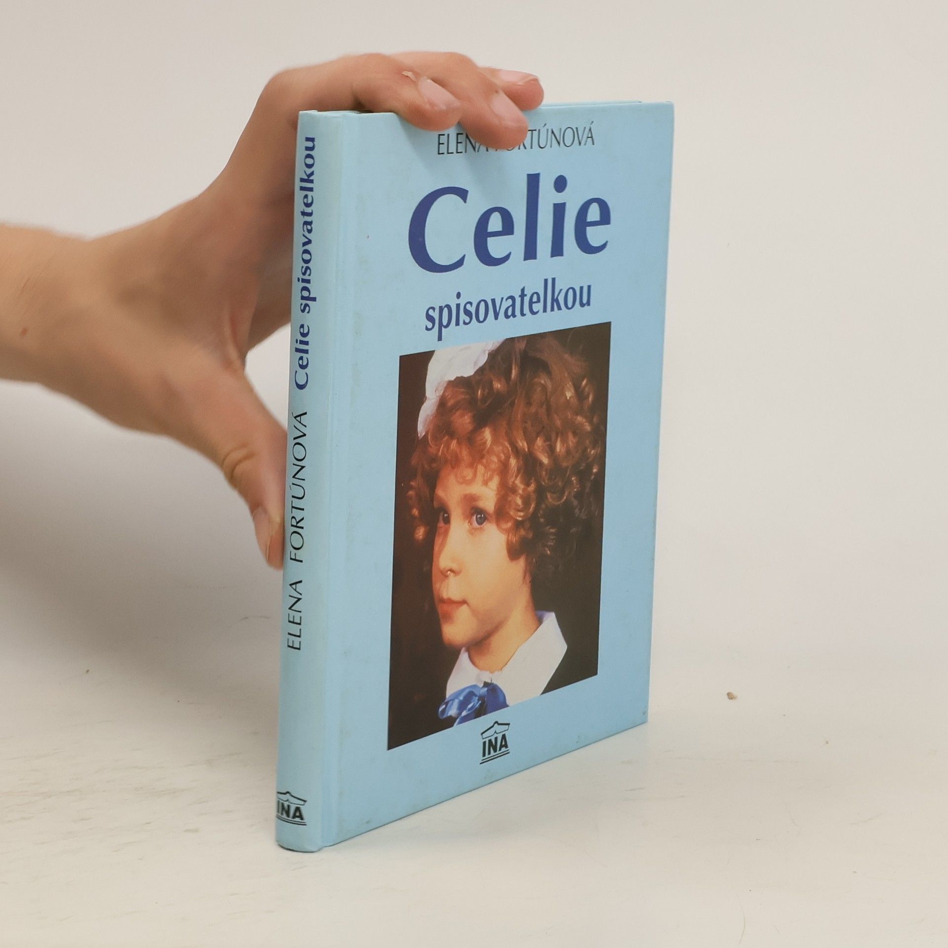Elena Fortún Celie spisovatelkou