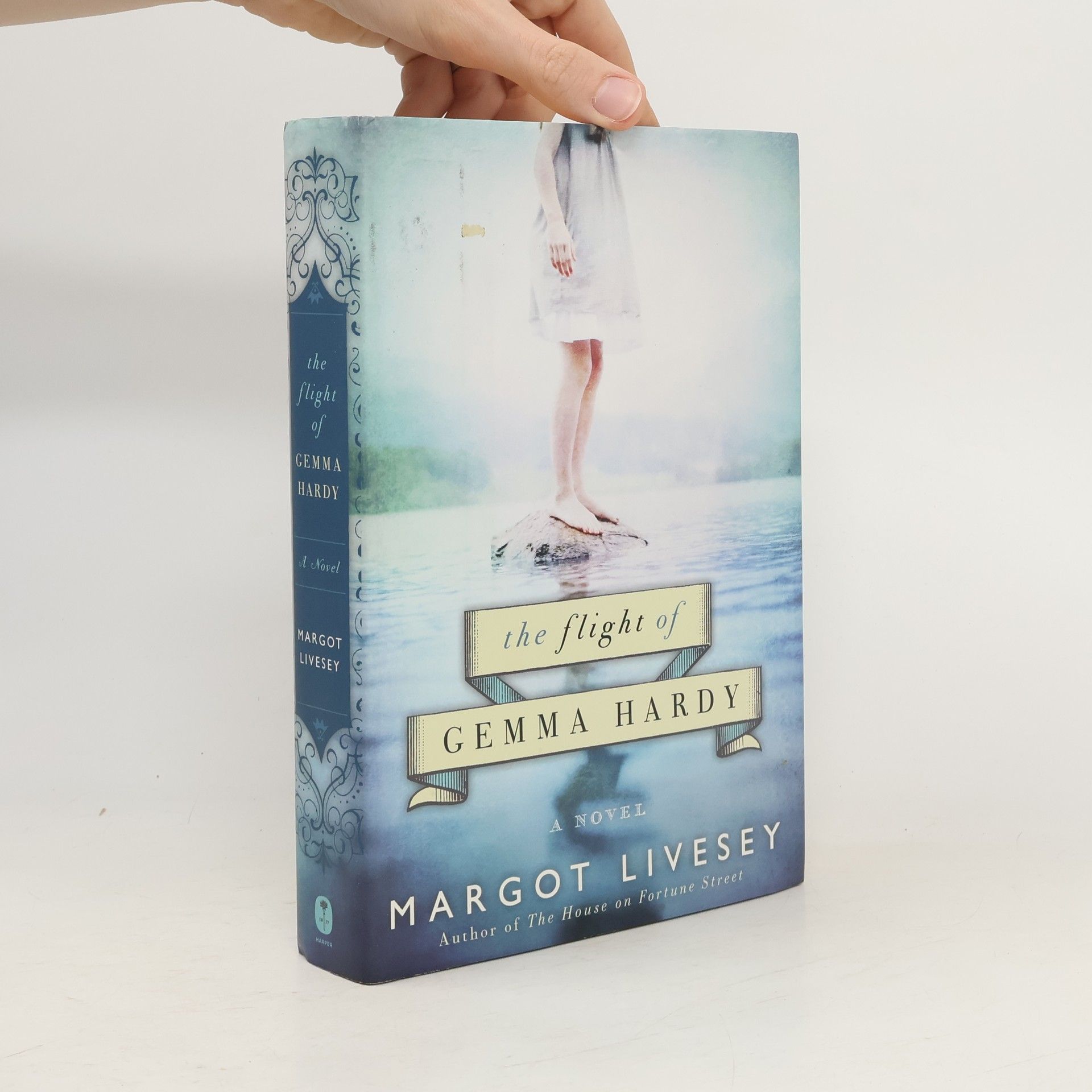 Margot Livesey The Flight of Gemma Hardy