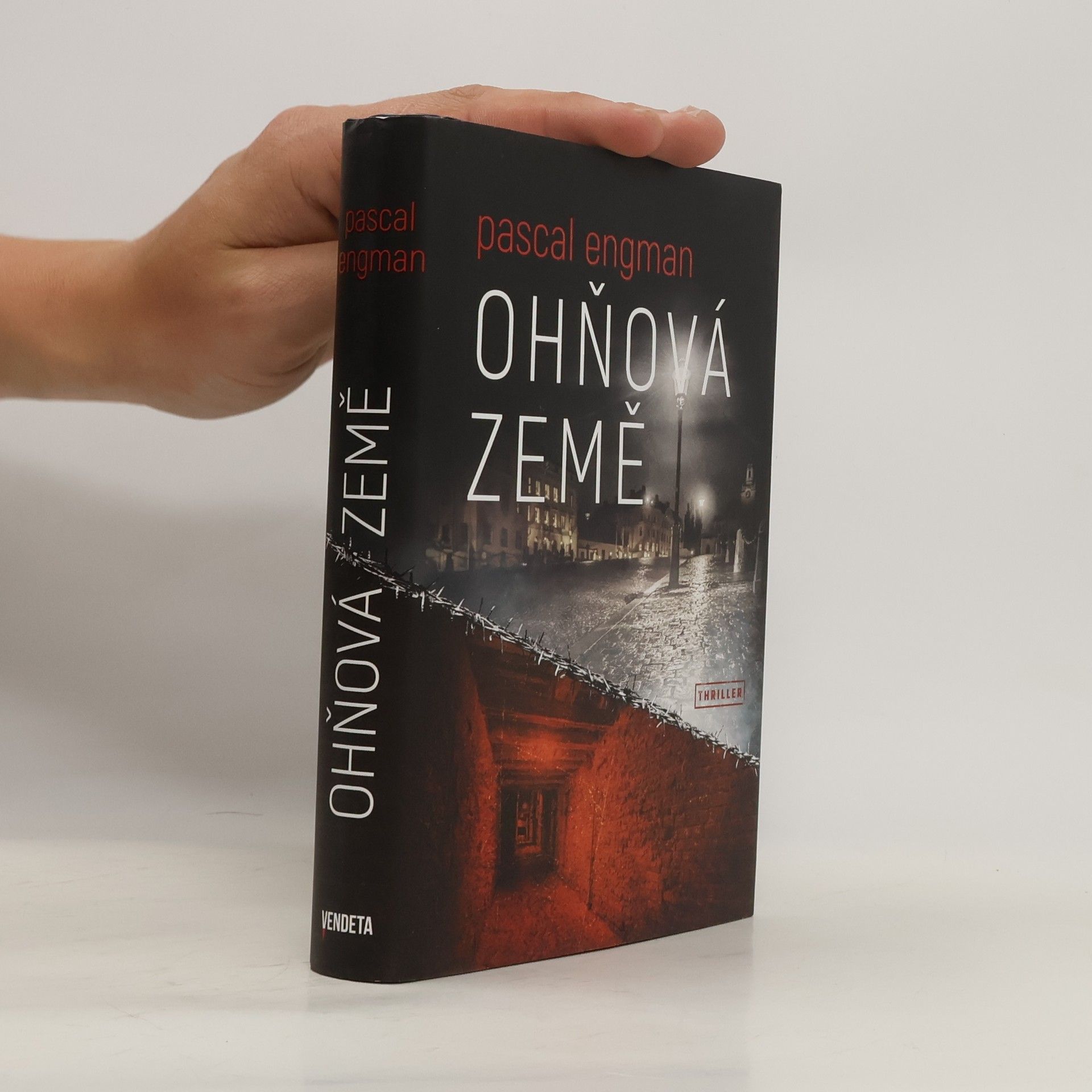 Pascal Engman Ohňová země