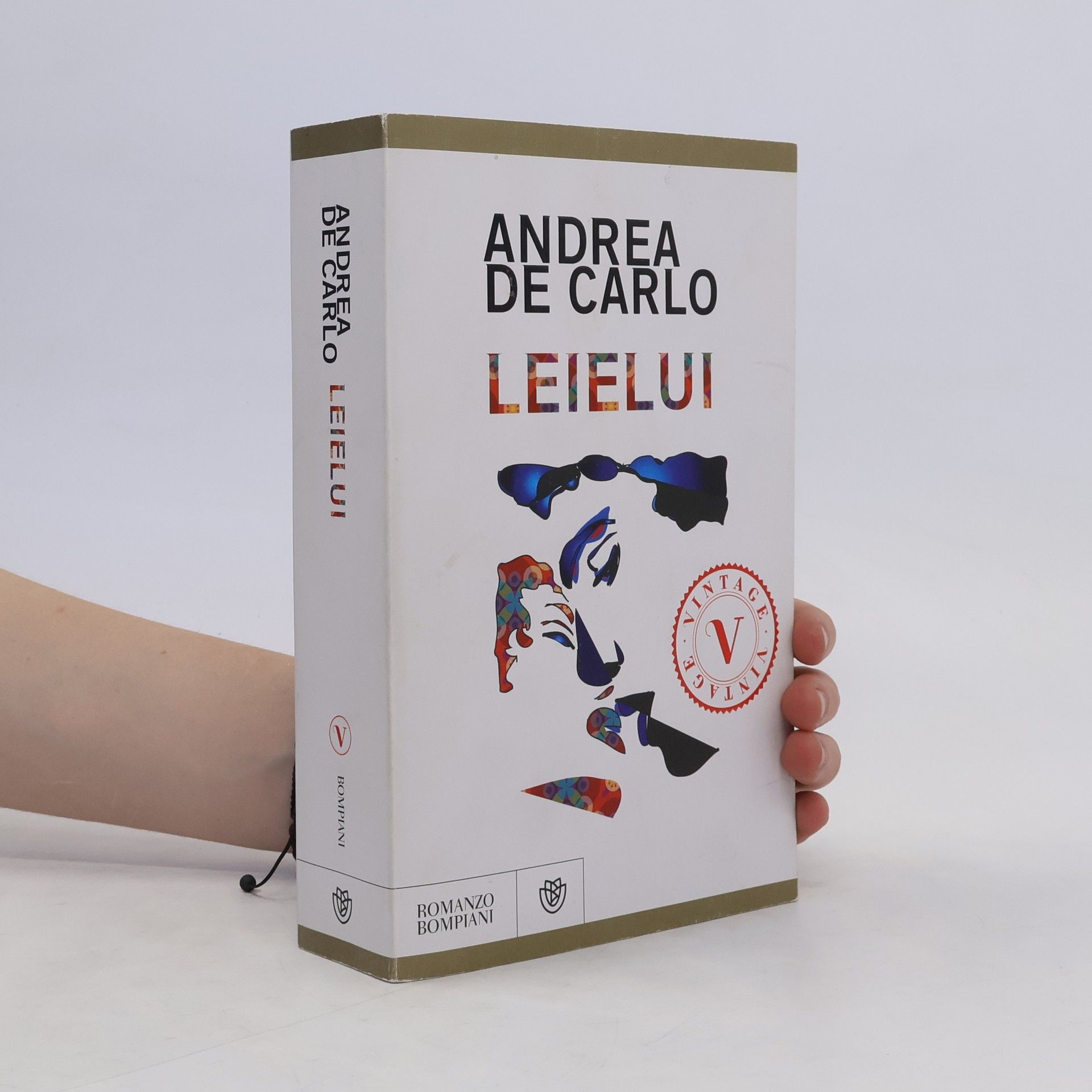 Andrea De Carlo Leielui