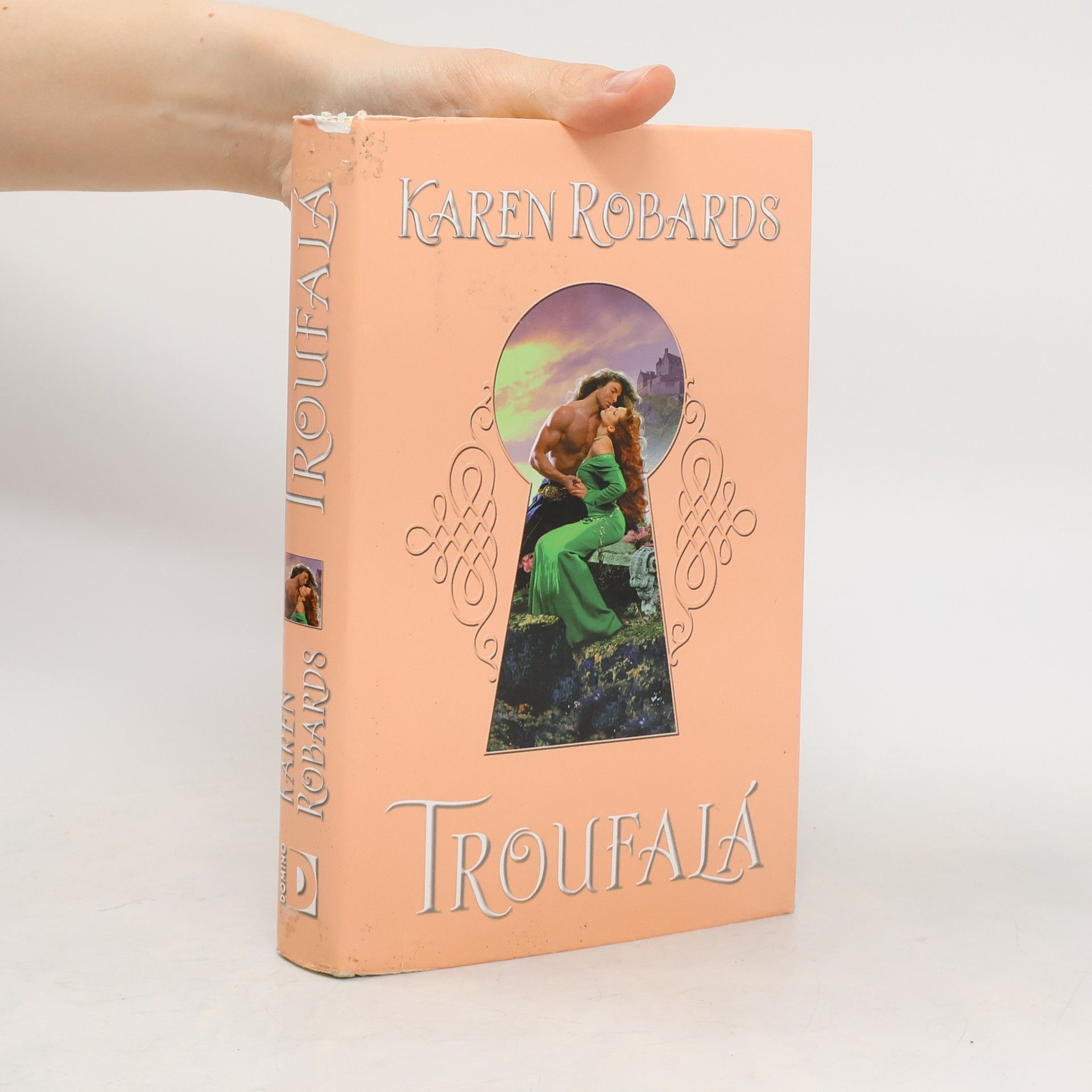 Karen Robards Troufalá