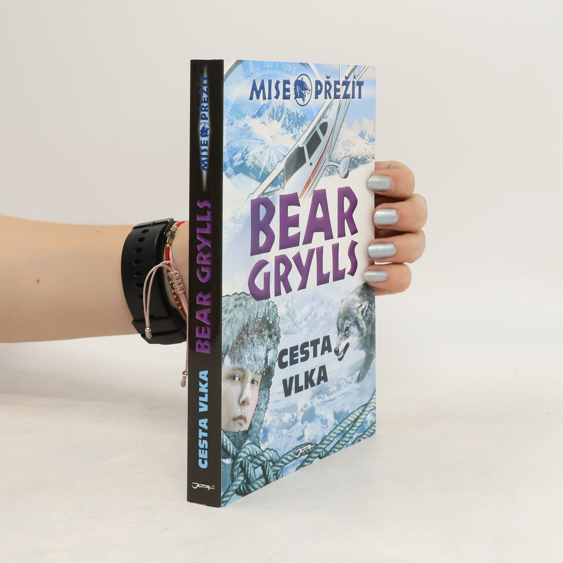 Bear Grylls Cesta vlka