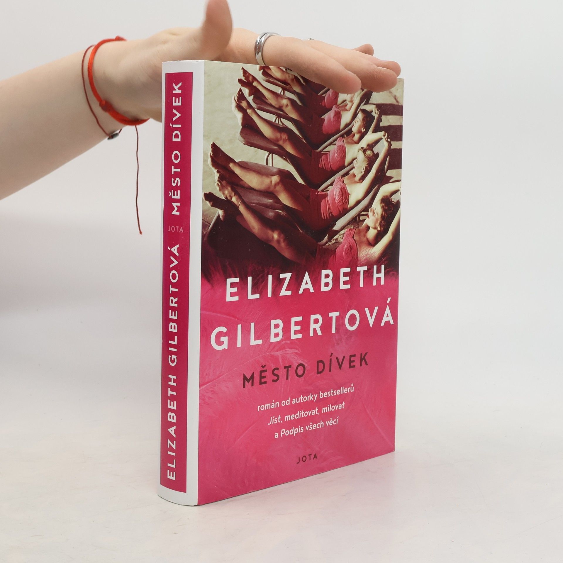 Elizabeth Gilbert Město dívek