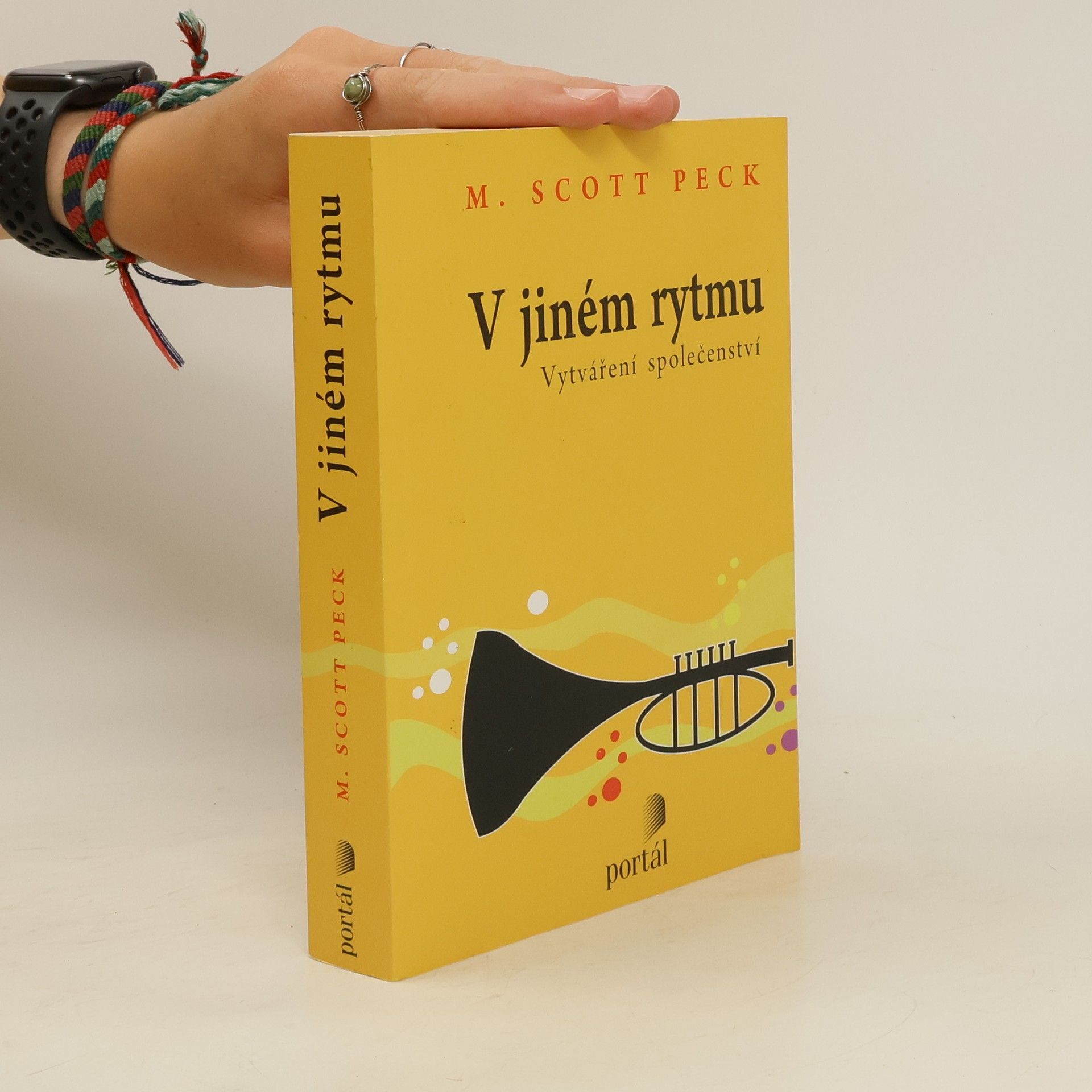 M. Scott Peck V jiném rytmu : vytváření společenství