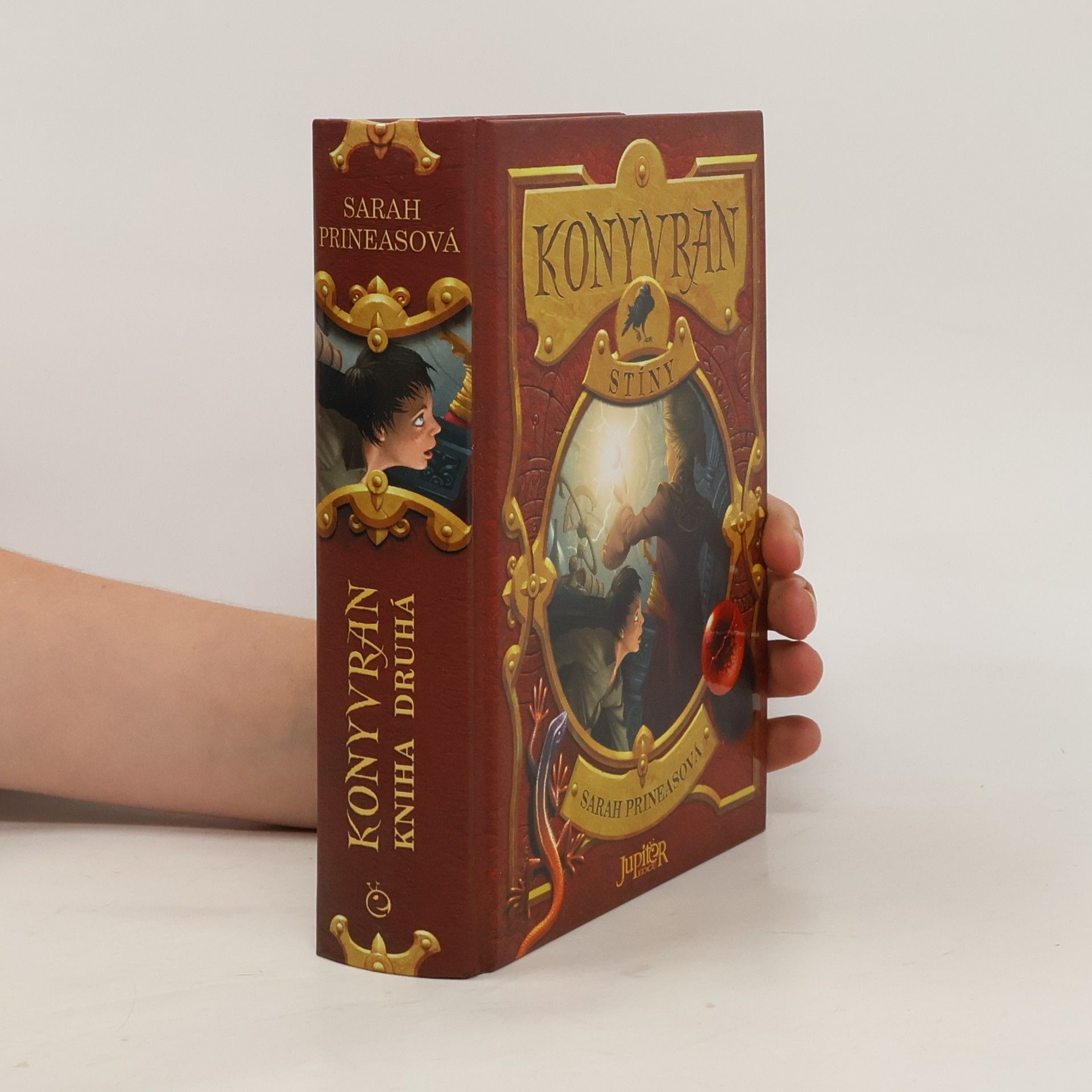 Sarah Prineas Konyvran. Kniha druhá, Stíny