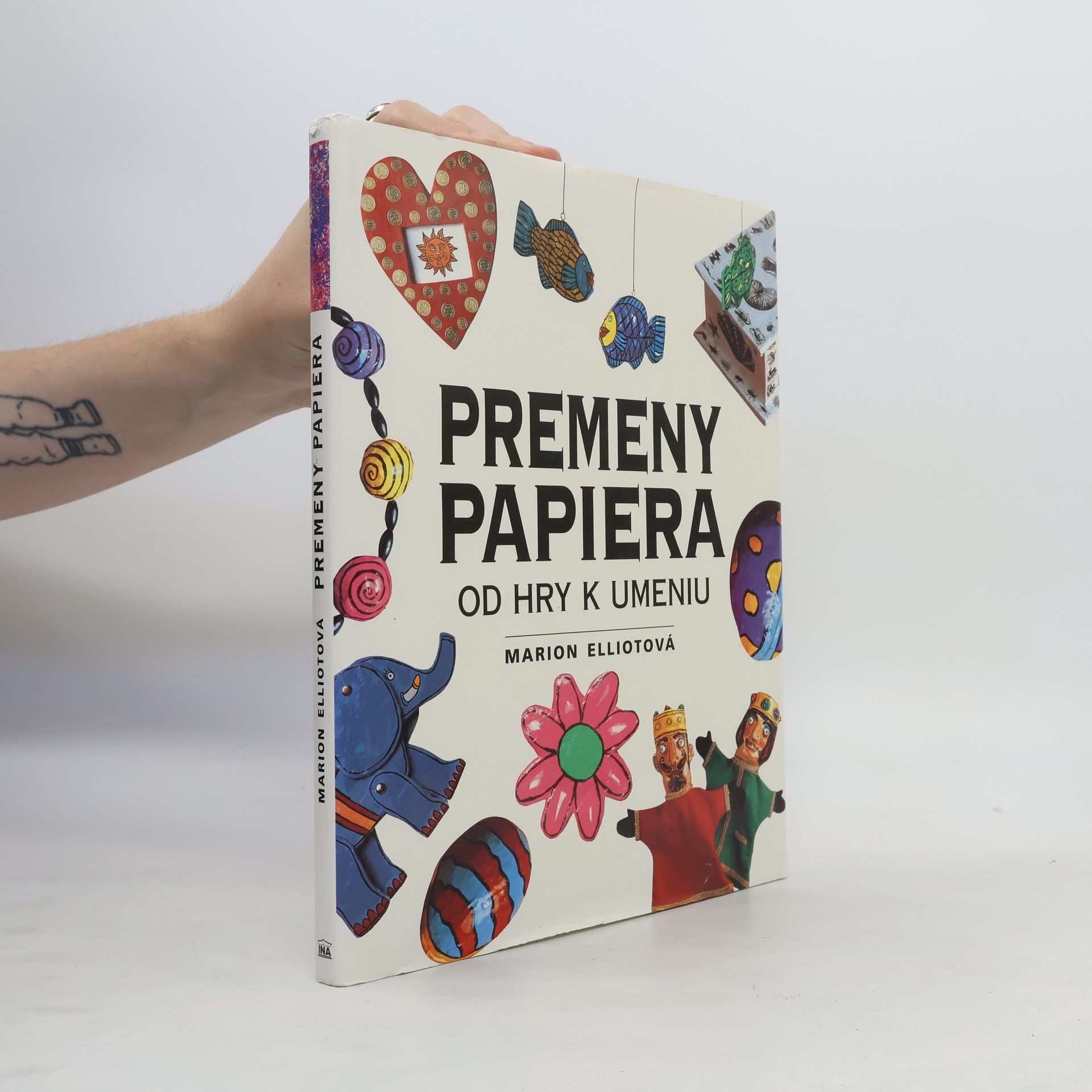 Marion Elliot Premeny papiera
