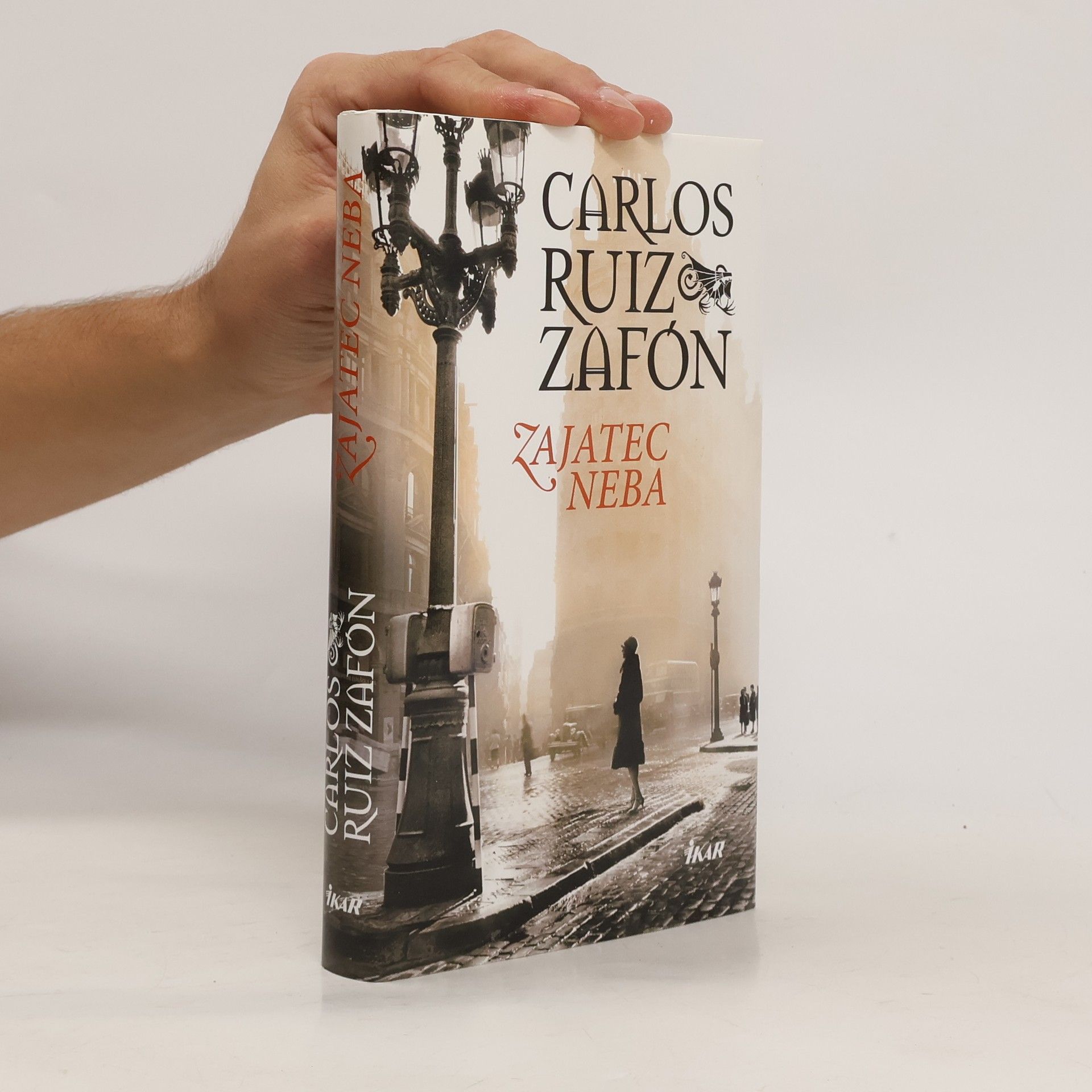 Carlos Ruiz Zafón Zajatec neba