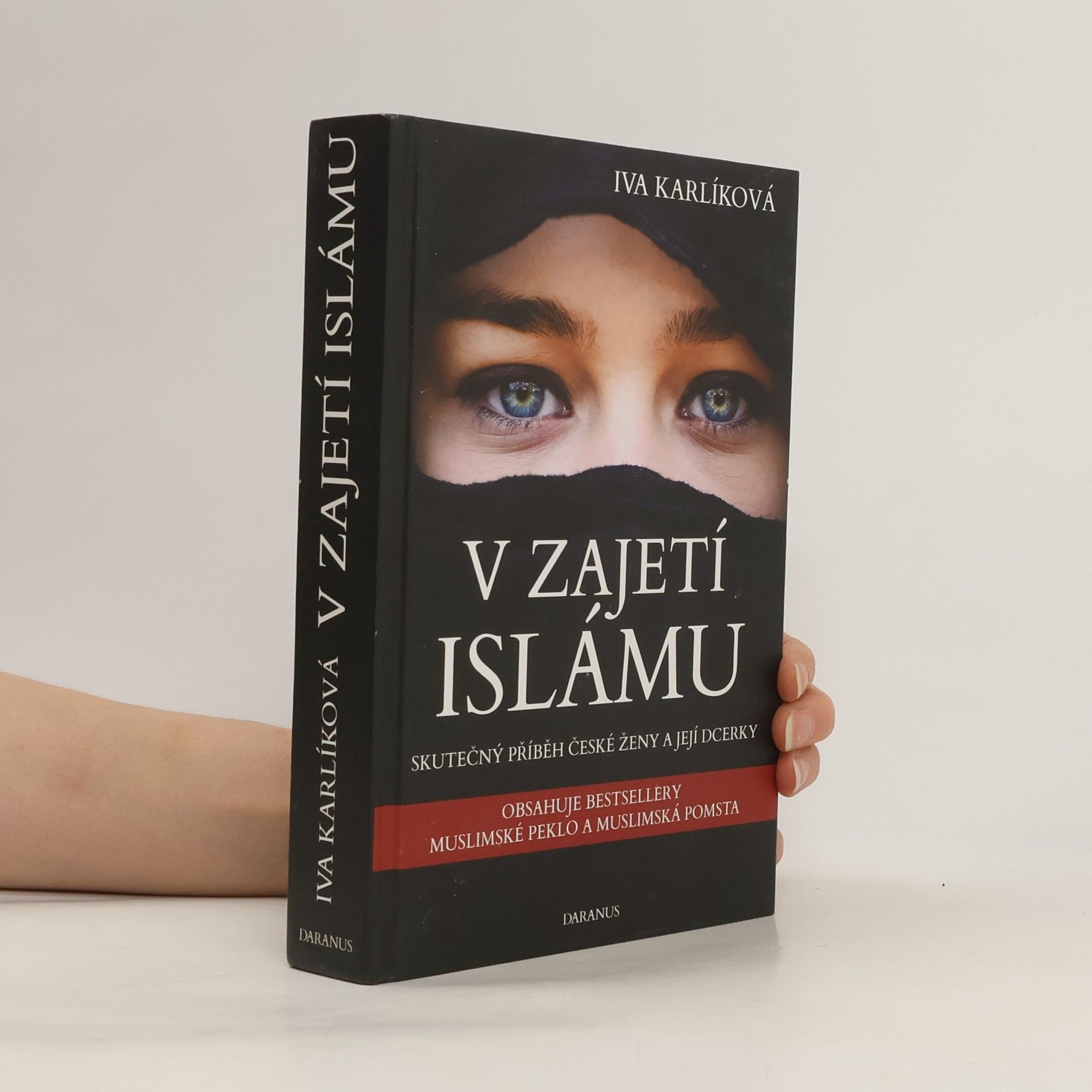 Iva Karlíková V zajetí islámu