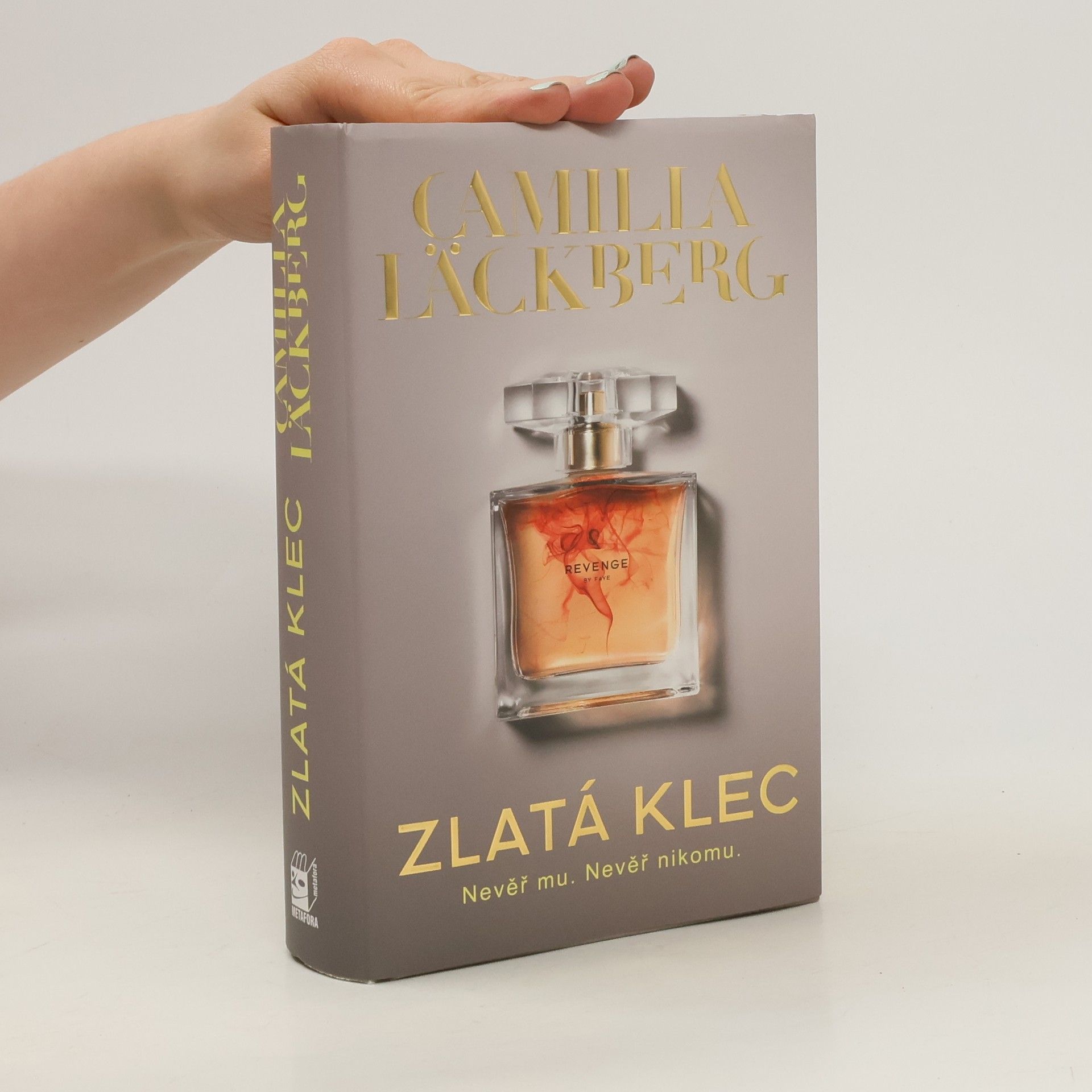 Camilla Läckberg Zlatá klec