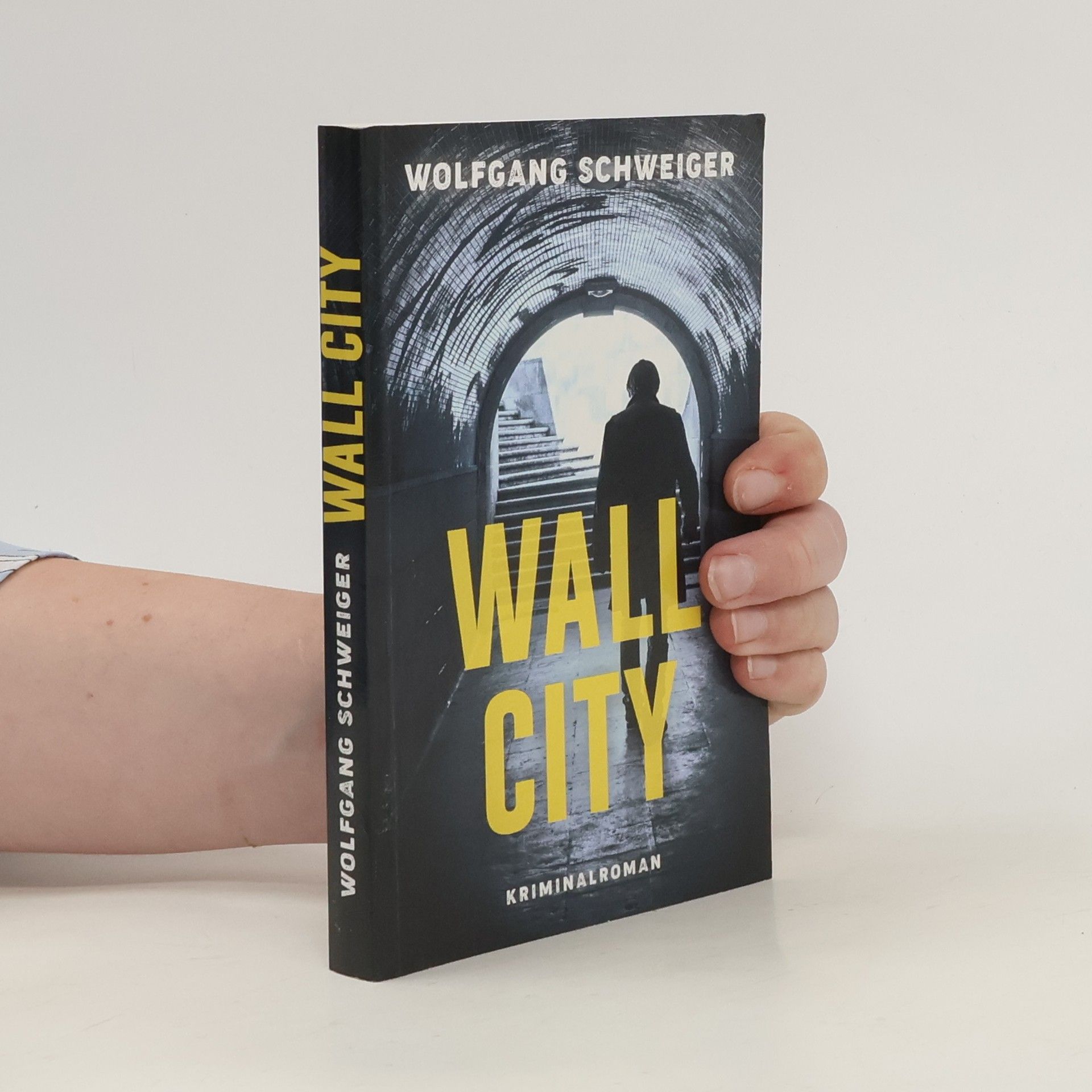 Wolfgang Schweiger Wall City