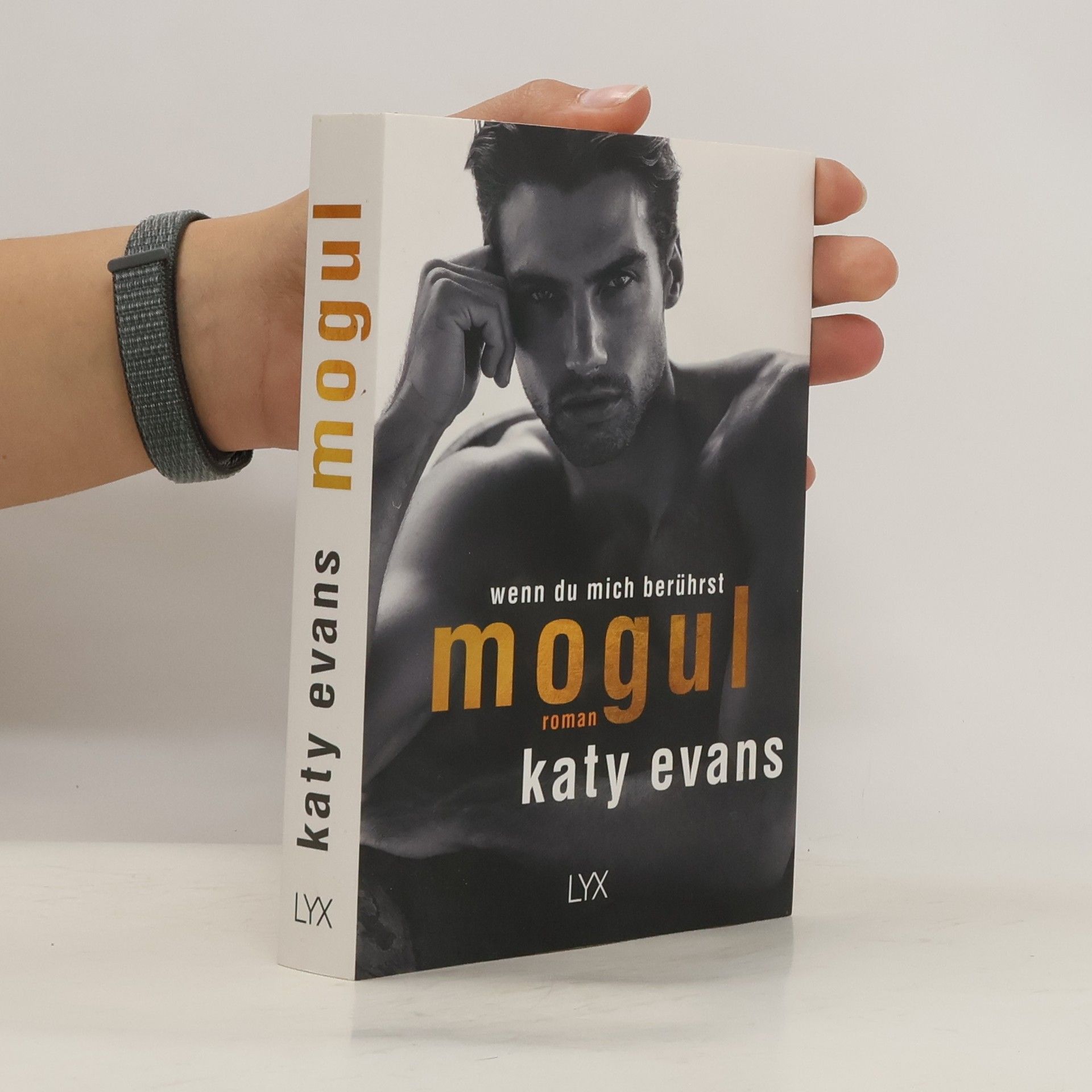 Katy Evans Mogul