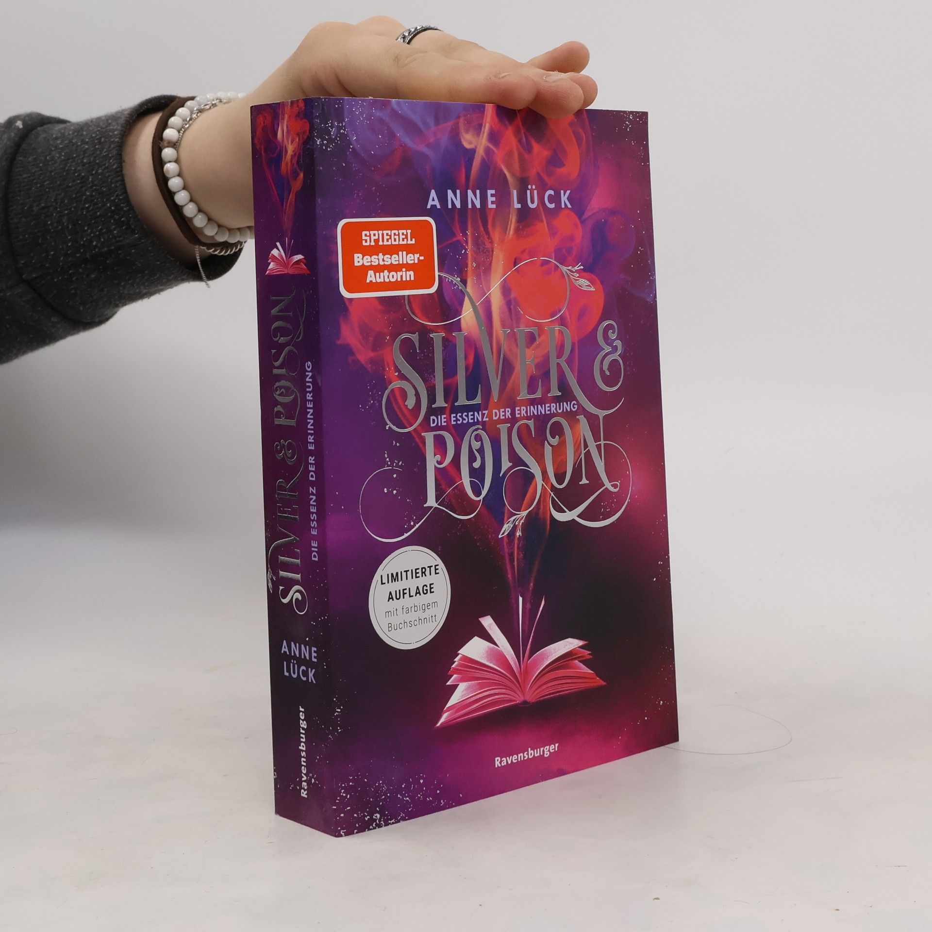 Anne Lück Silver & Poison, Band 2: Die Essenz der Erinnerung (Die Fortsetzung des SPIEGEL-Bestsellers)