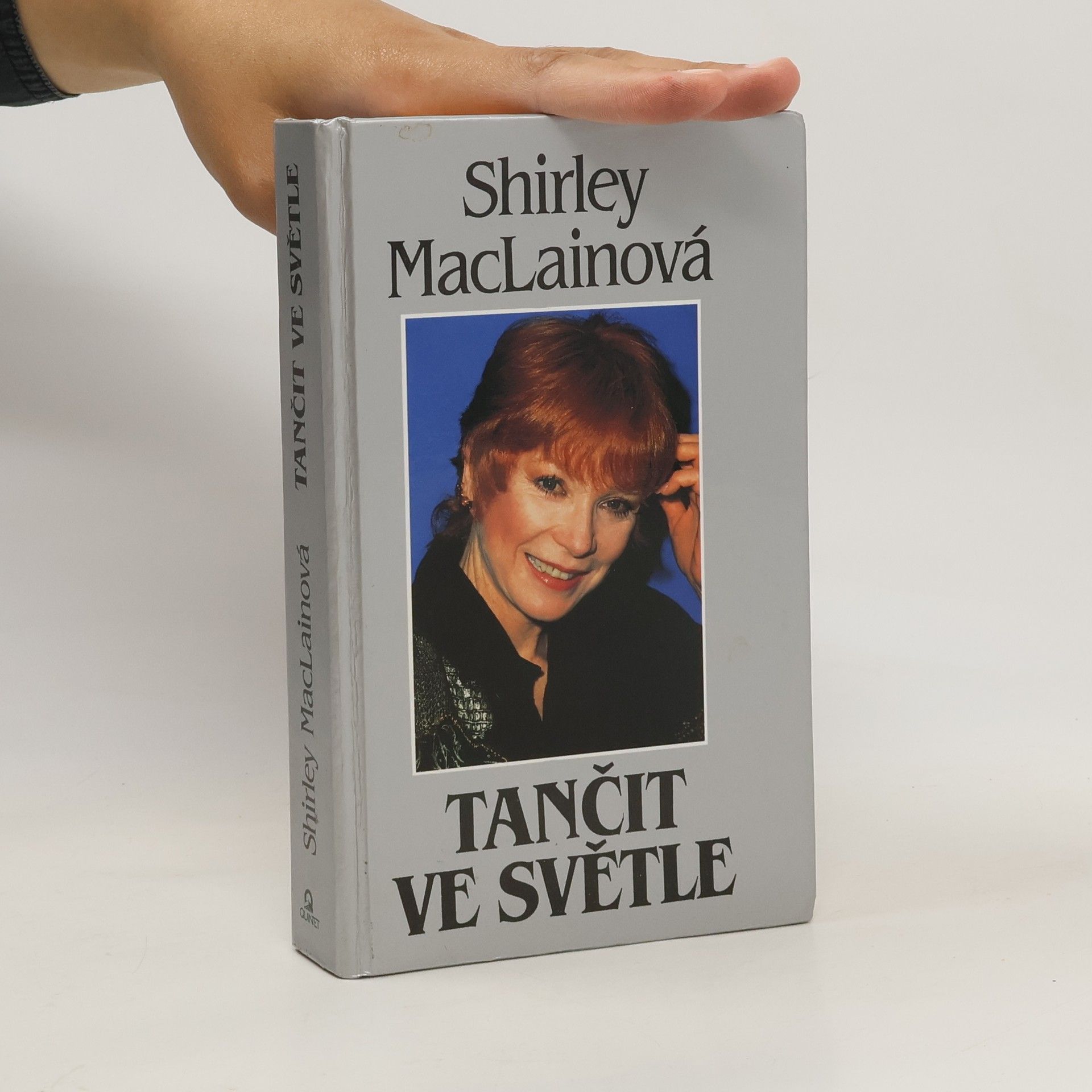 Shirlex MacLaine Tančit ve světle