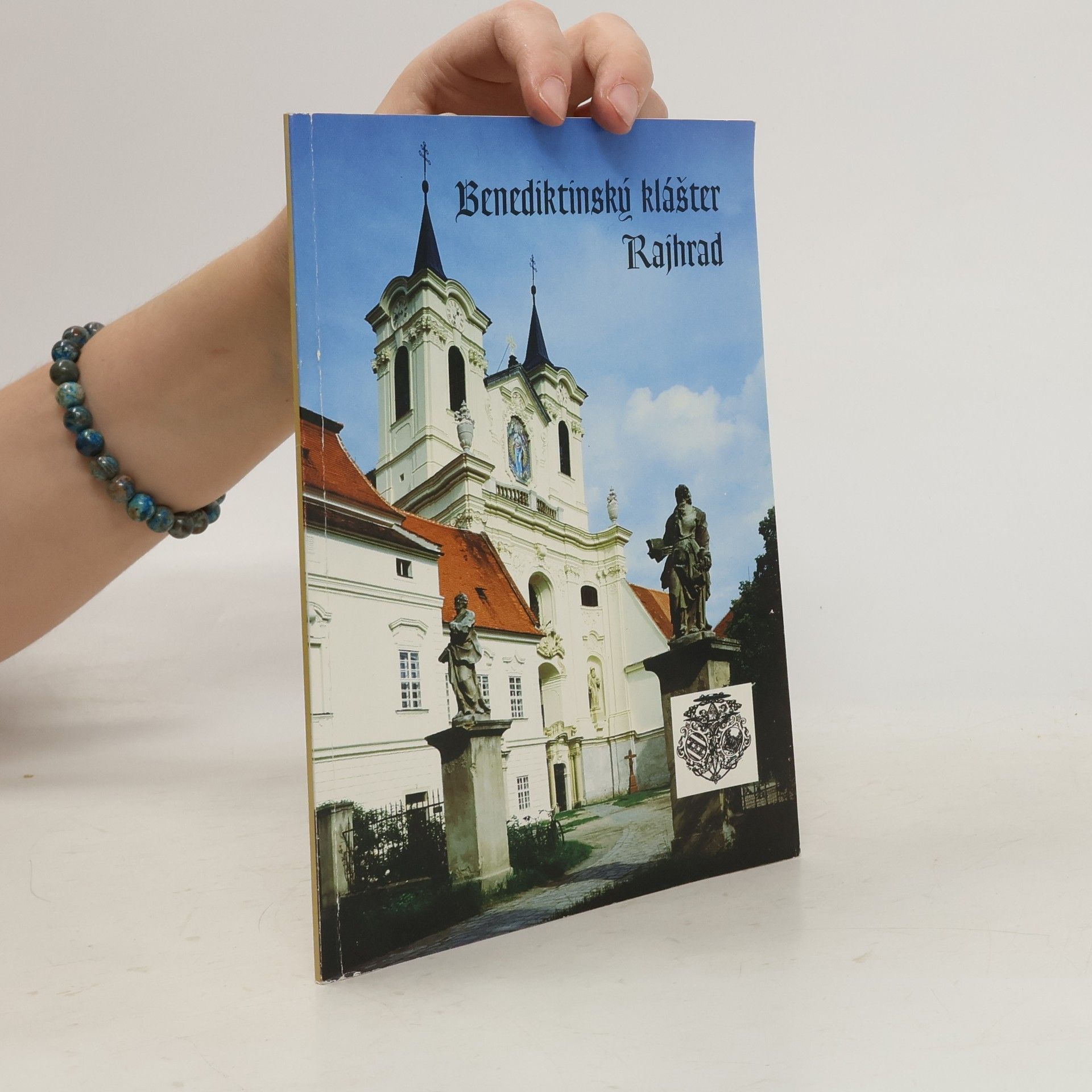 Jiří Kroupa Benediktinský klášter v Rajhradě. Klášter, klášterní knihovna, Památník písemnictví na Moravě = Benediktinerkloster in Raigern