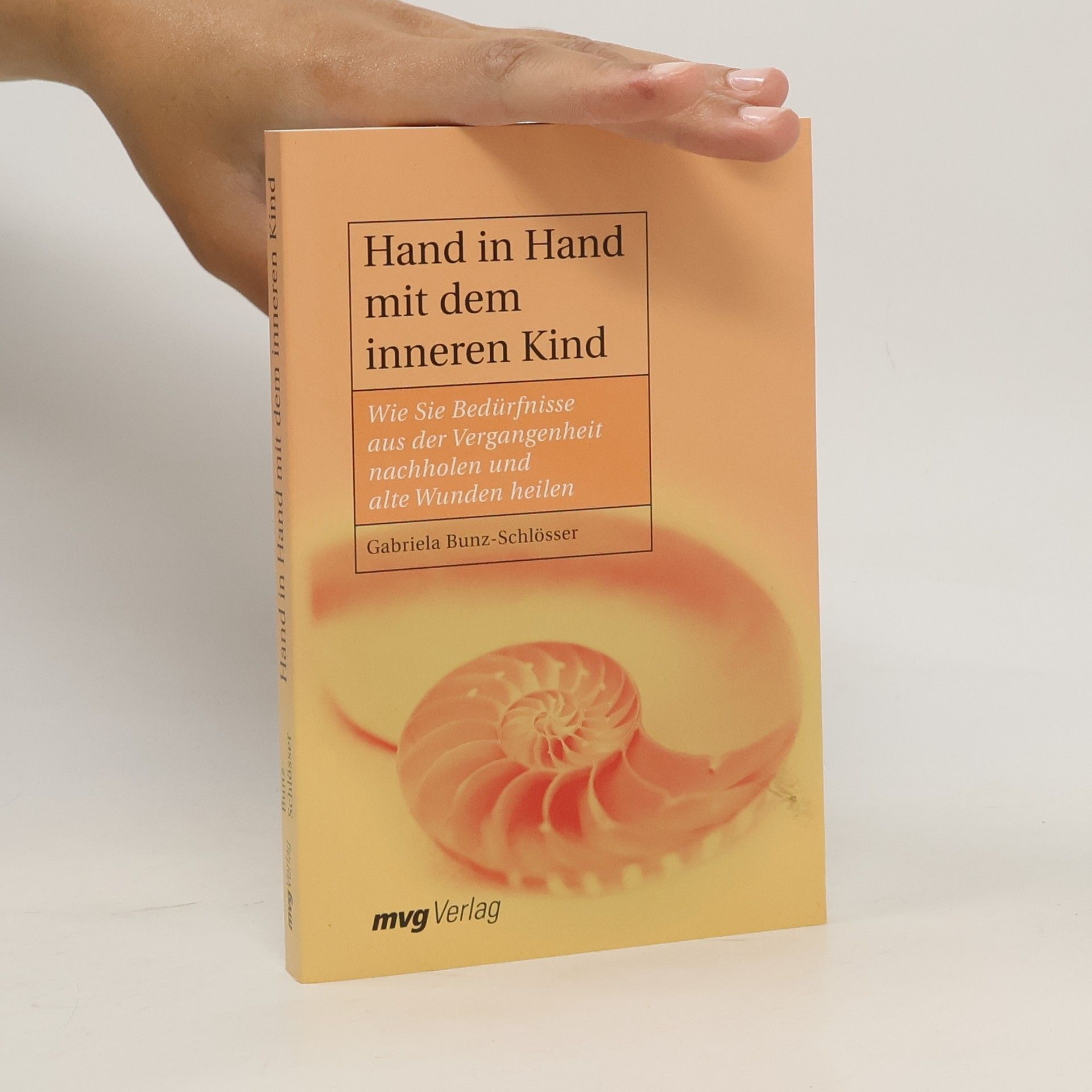 Gabriela Bunz Schlösser Hand in Hand mit dem inneren Kind
