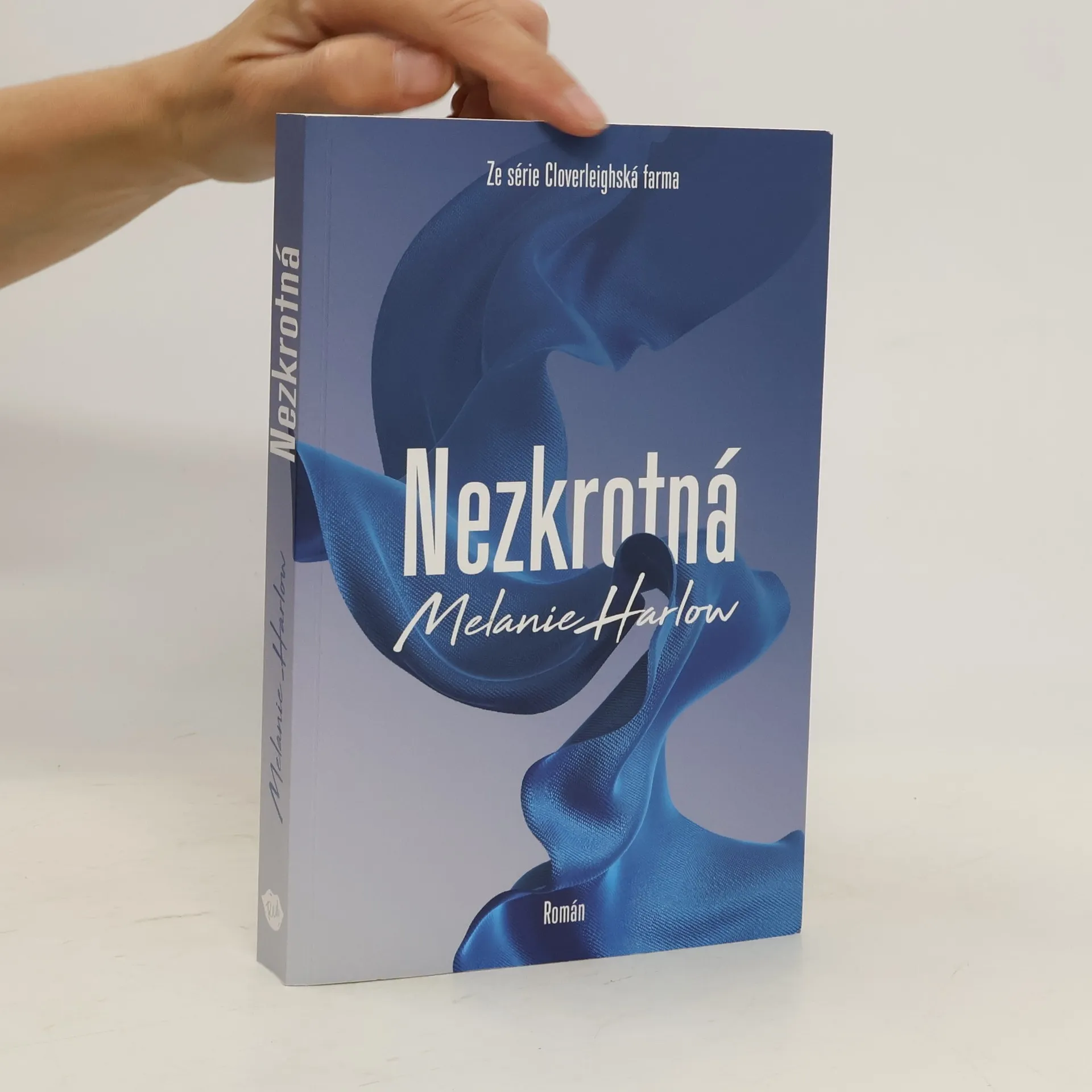 Nezkrotná | Book | Paperback | Melanie Harlow | CS