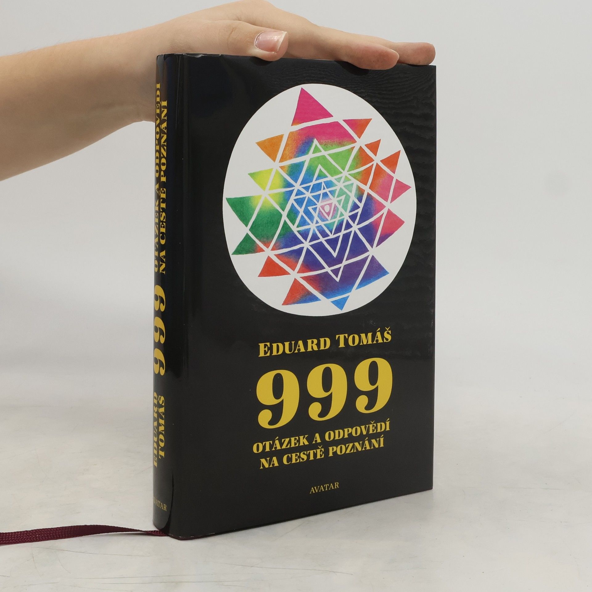 Eduard Tomáš 999 otázek a odpovědí na cestě poznání