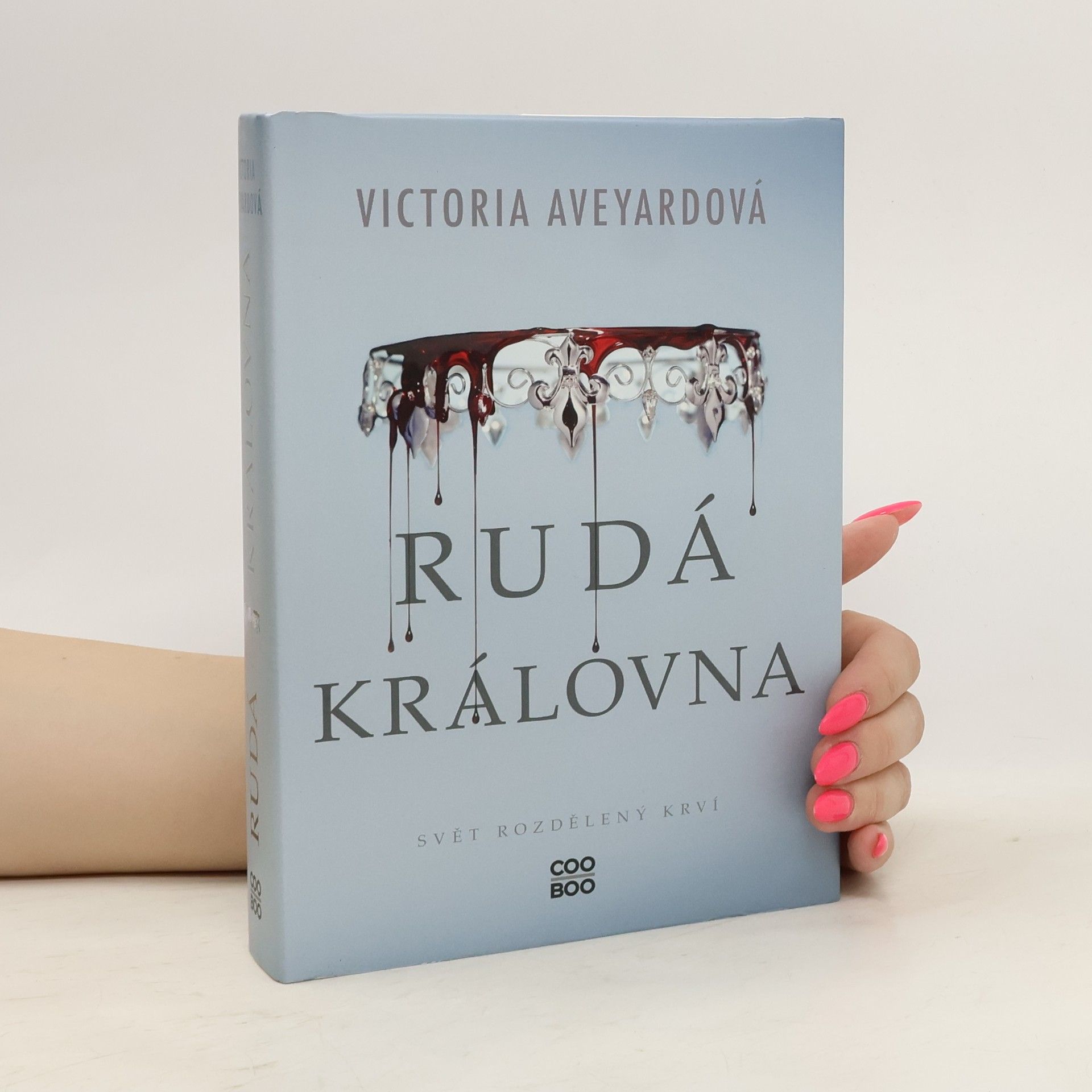 Victoria Aveyardová Rudá královna