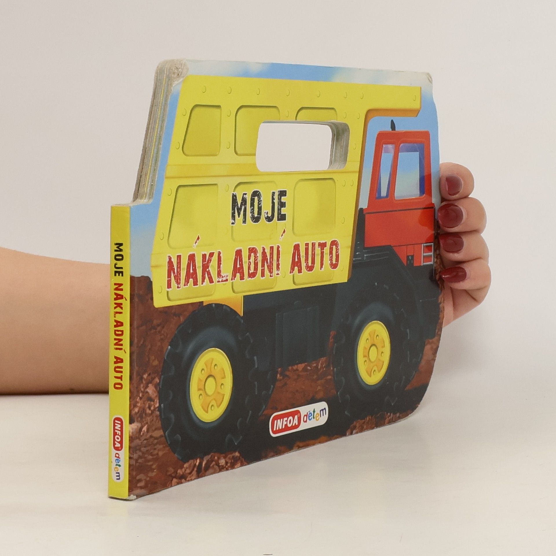 kolektiv Moje nákladní auto