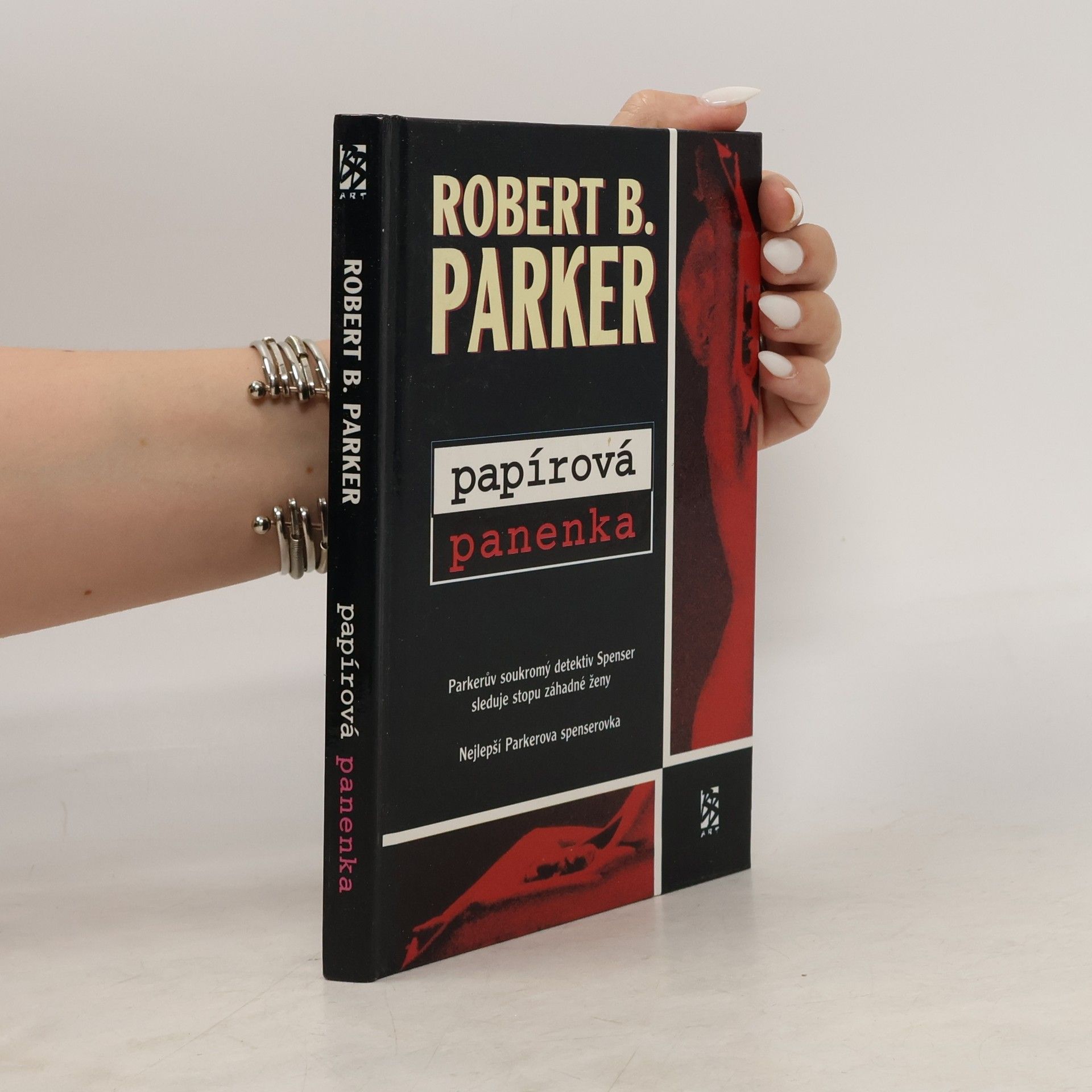 Robert B. Parker Papírová panenka