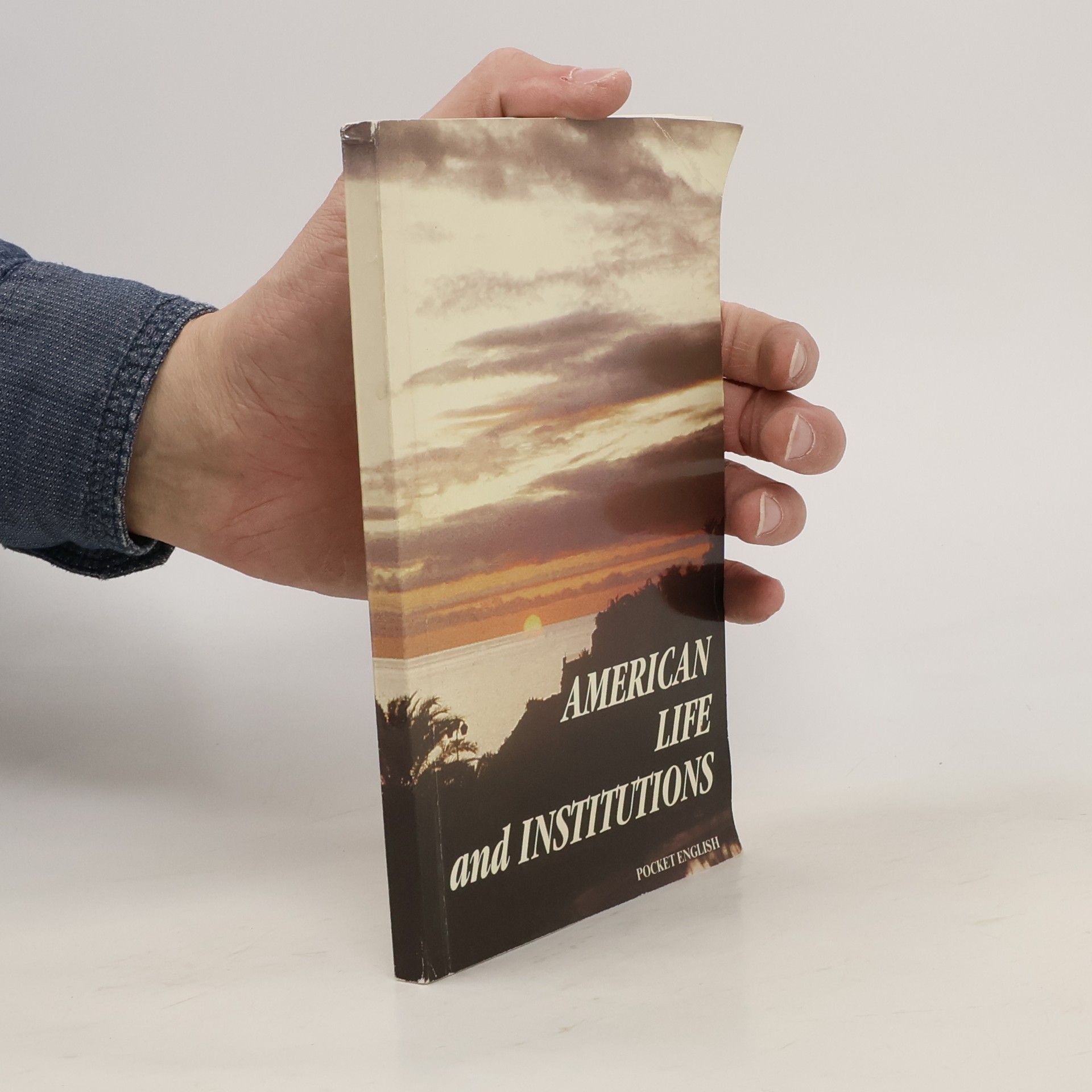 Ladislav Vobr American life and institutions