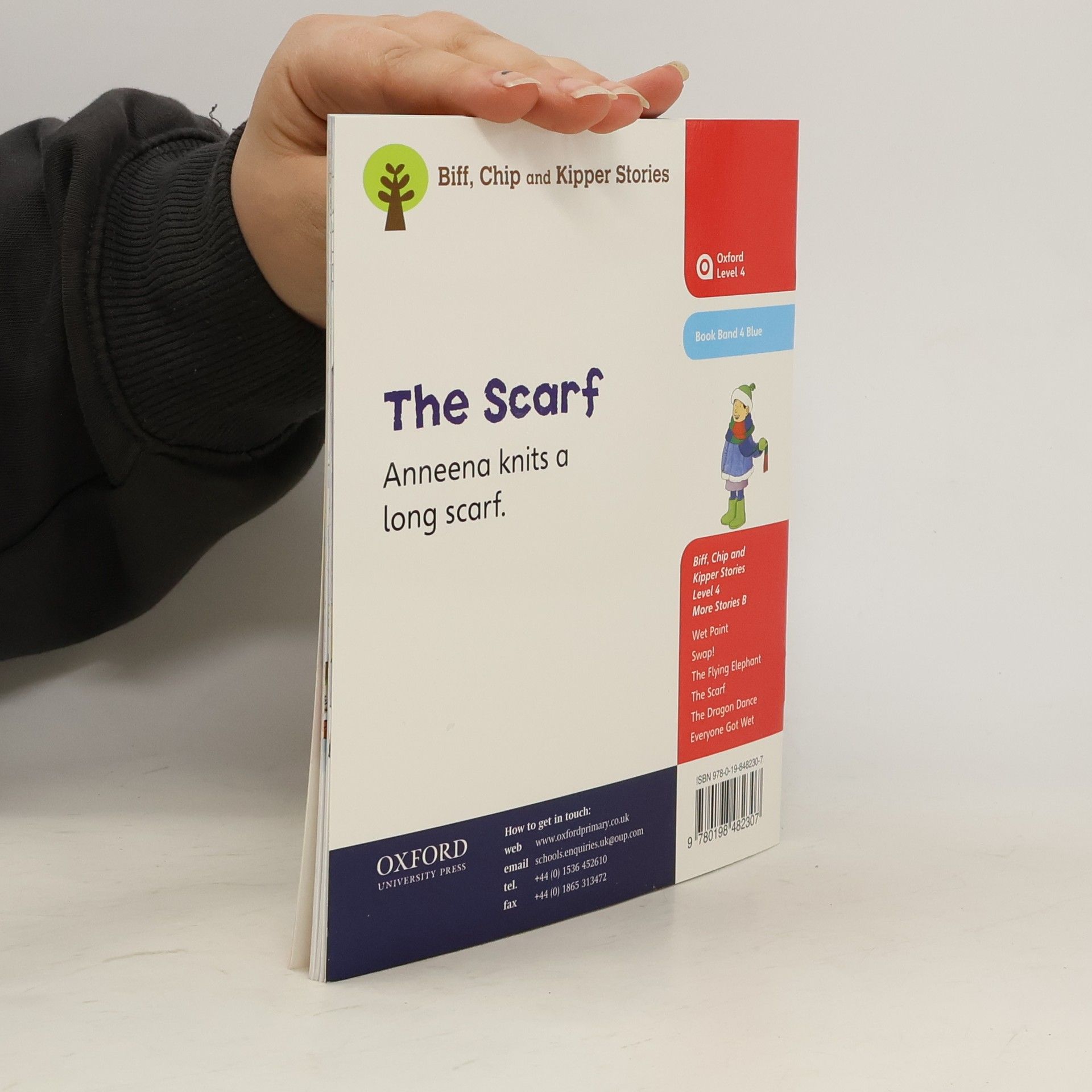 Roderick Hunt Oxford Reading Tree: Level 4: More Stories B: The Scarf