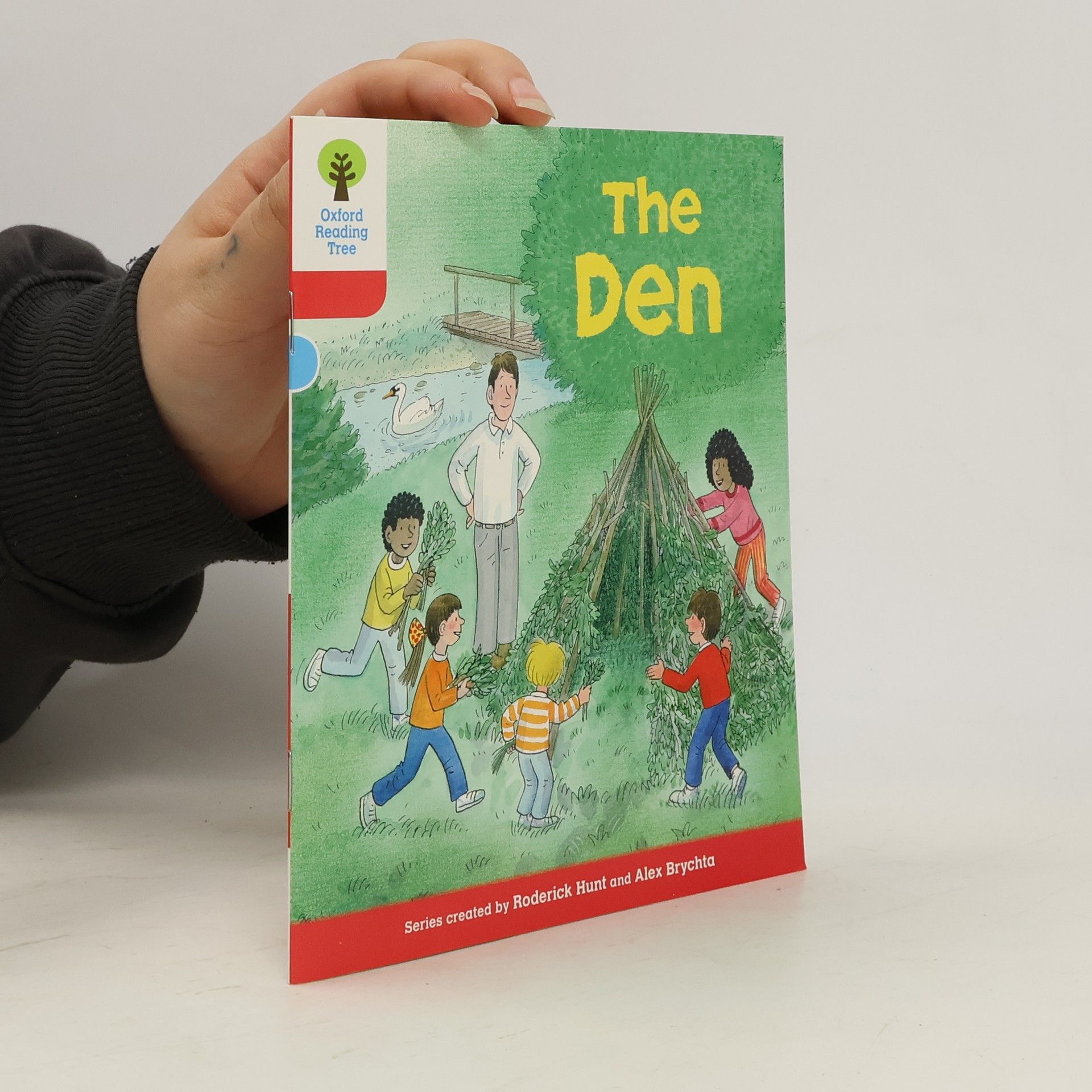 Roderick Hunt Oxford Reading Tree: Level 4: More Stories C: The Den