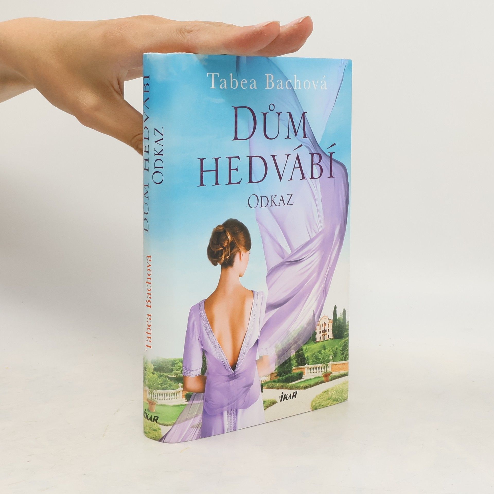 Tabea Bach Dům hedvábí. Odkaz