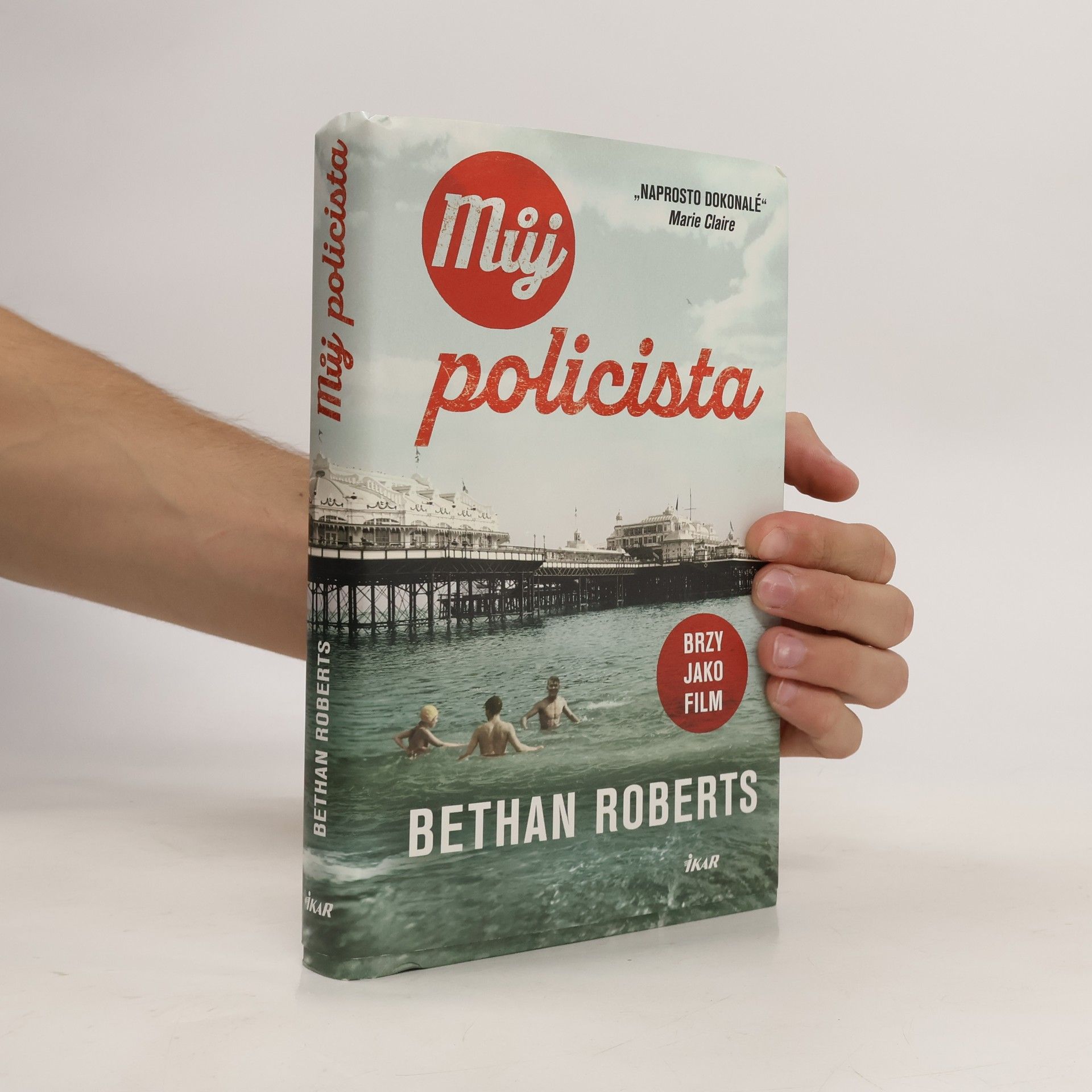 Bethan Roberts Můj policista