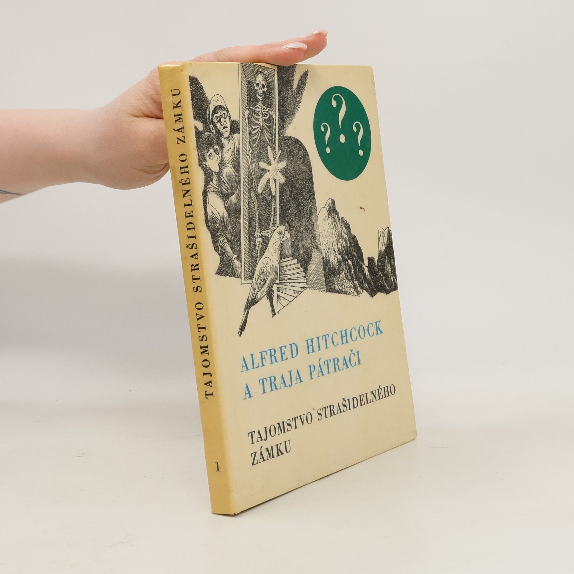 Robert Arthur Alfred Hitchcock a traja pátrači. Tajomstvo Strašidelného zámku