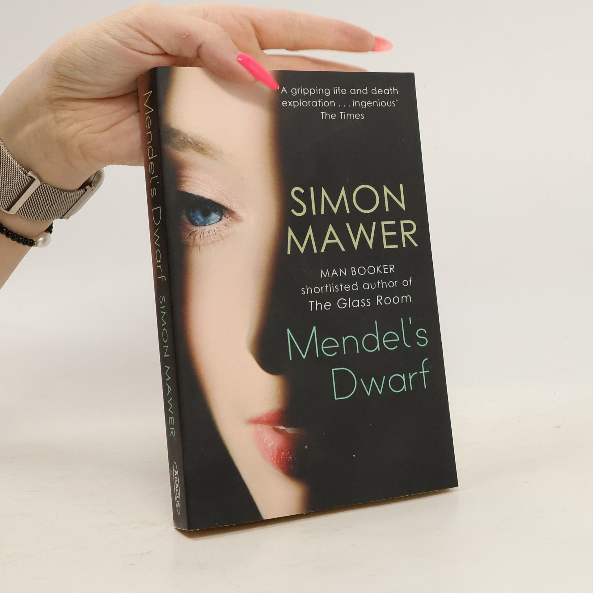 Simon Mawer Mendel' s dwarf
