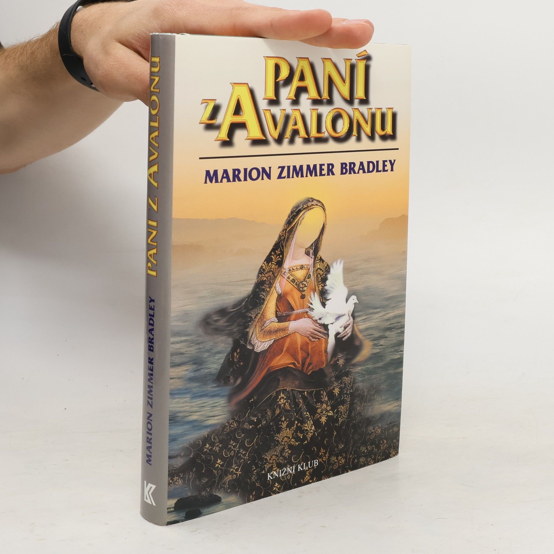 Marion Zimmer Bradleyová Paní z Avalonu